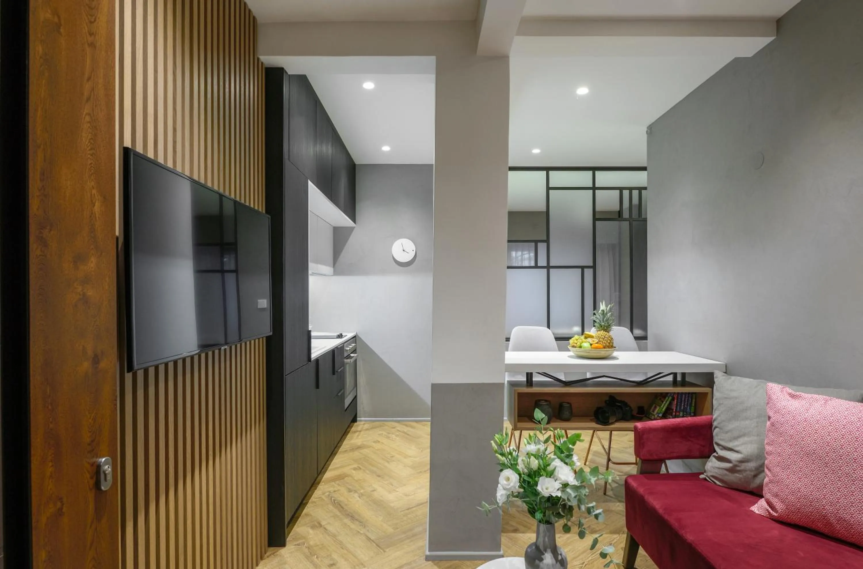 TV and multimedia in Olvios Luxury Suites