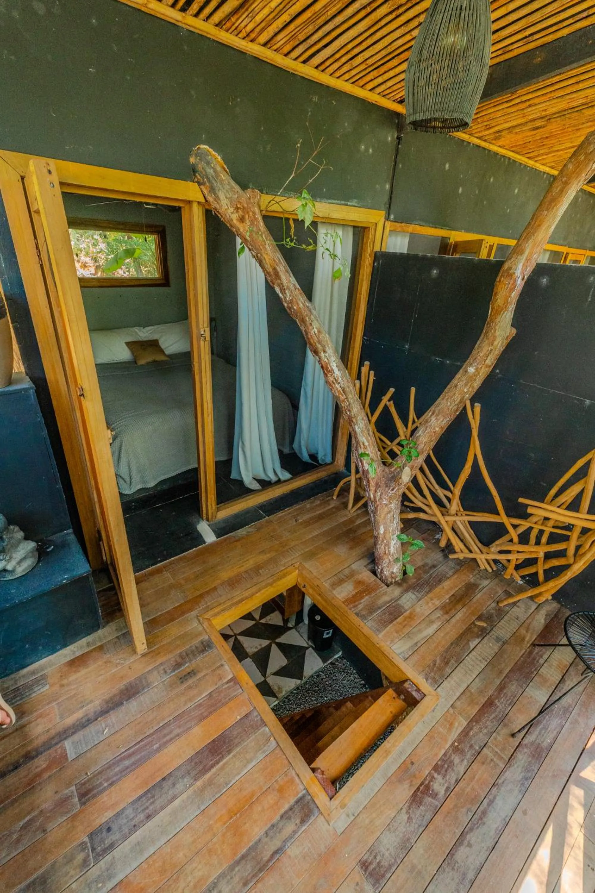 bunk bed in Saboga Lodge
