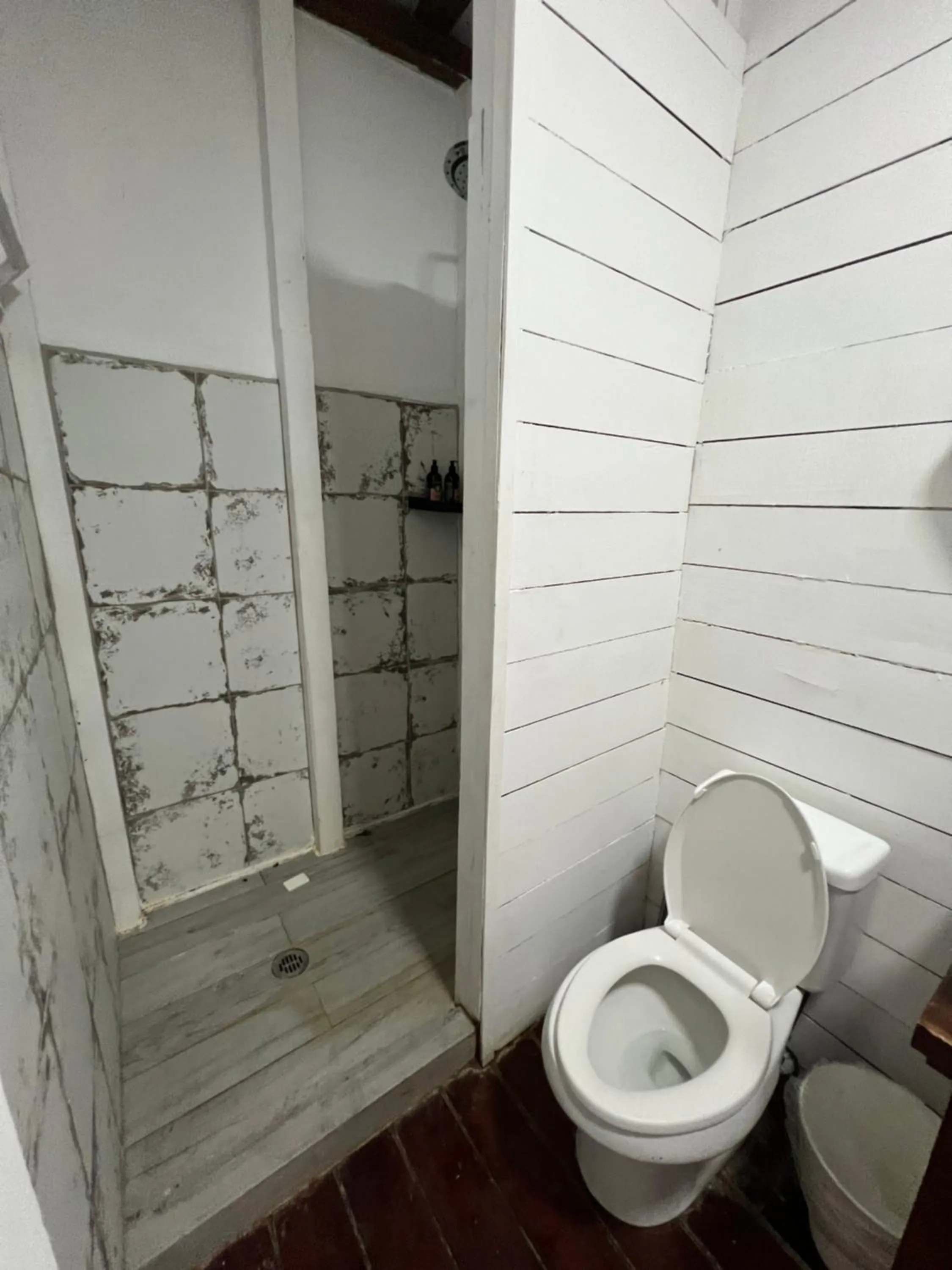 Bathroom in Saboga Lodge