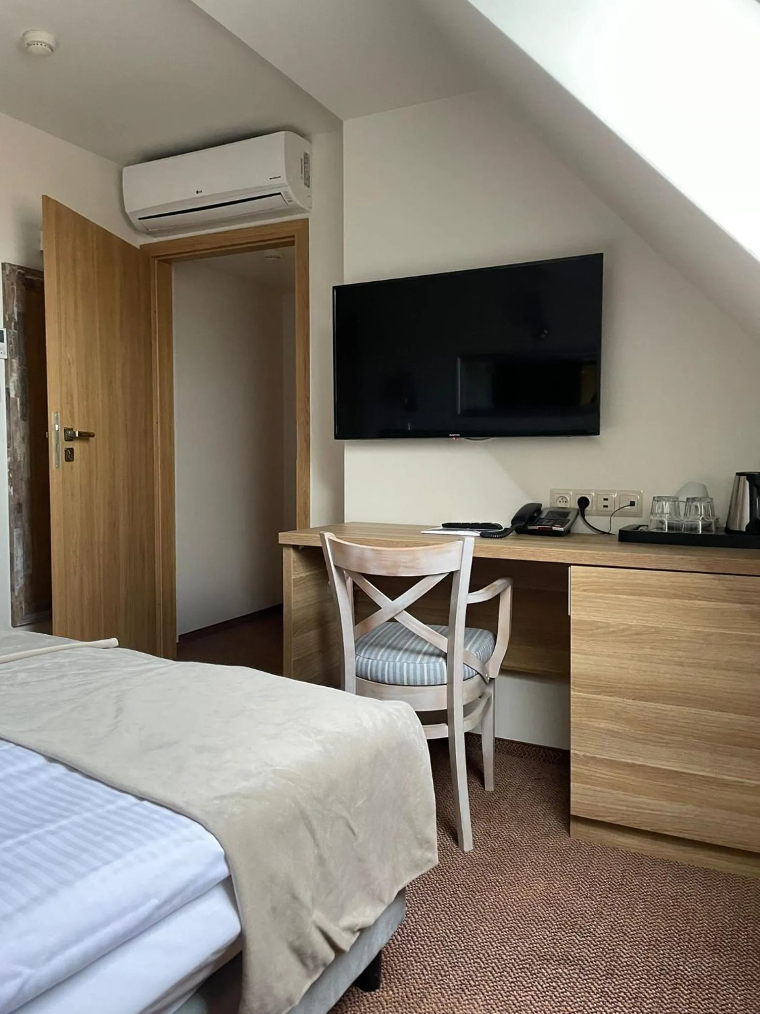 TV and multimedia, Bed in Hotel Kahlberg