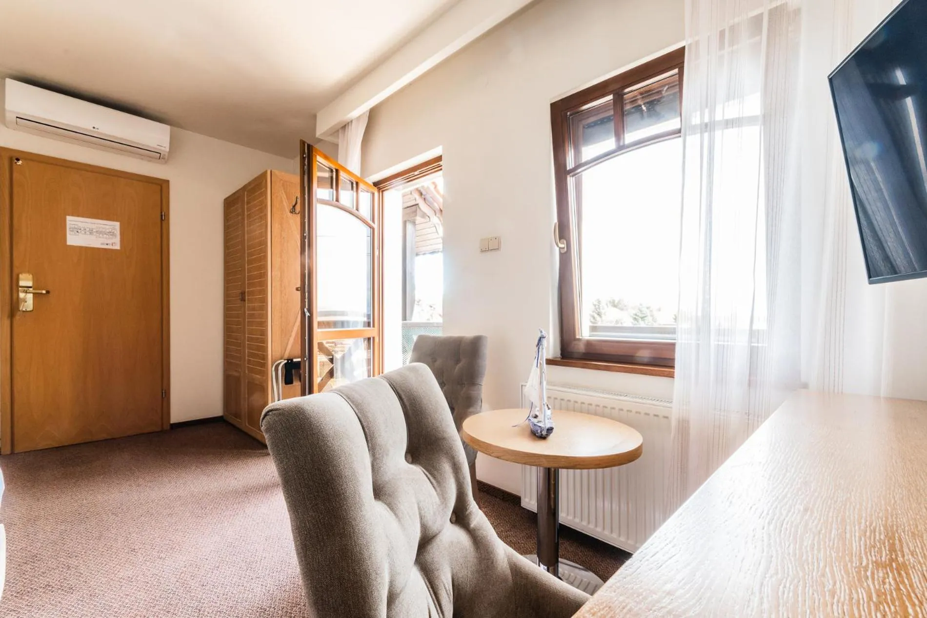 Photo of the whole room in Hotel Kahlberg