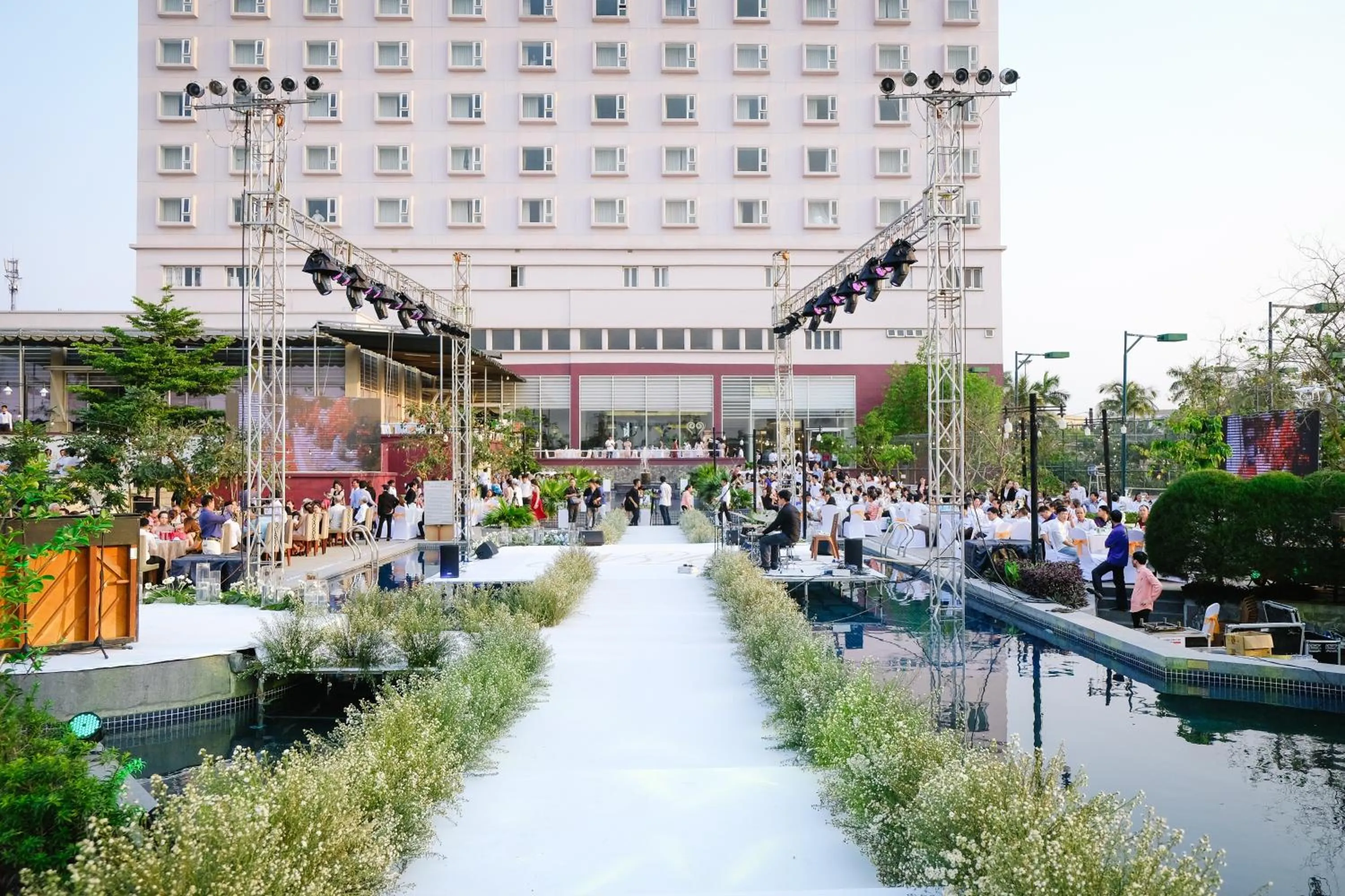 Property building in Sai Gon Dong Ha Hotel - a member of Saigontourist Group