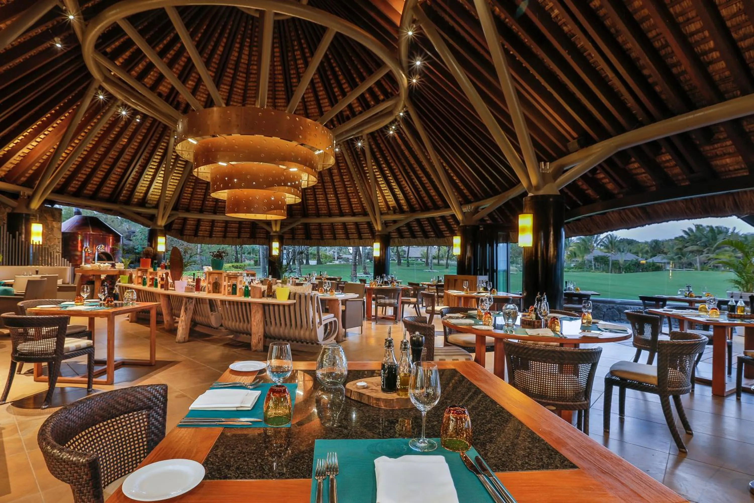 Restaurant/places to eat in Anahita Golf & Spa Resort
