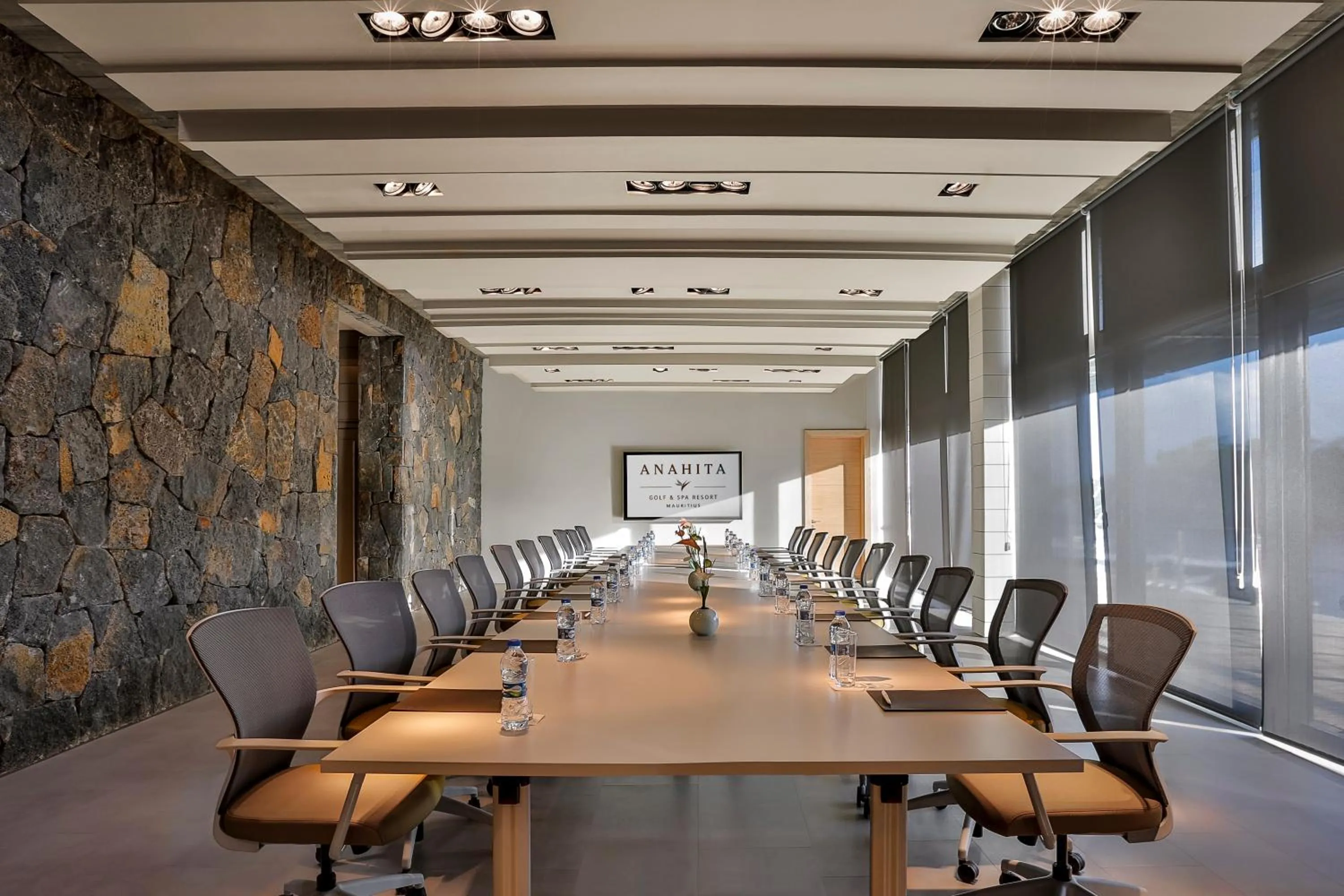 Restaurant/places to eat in Anahita Golf & Spa Resort