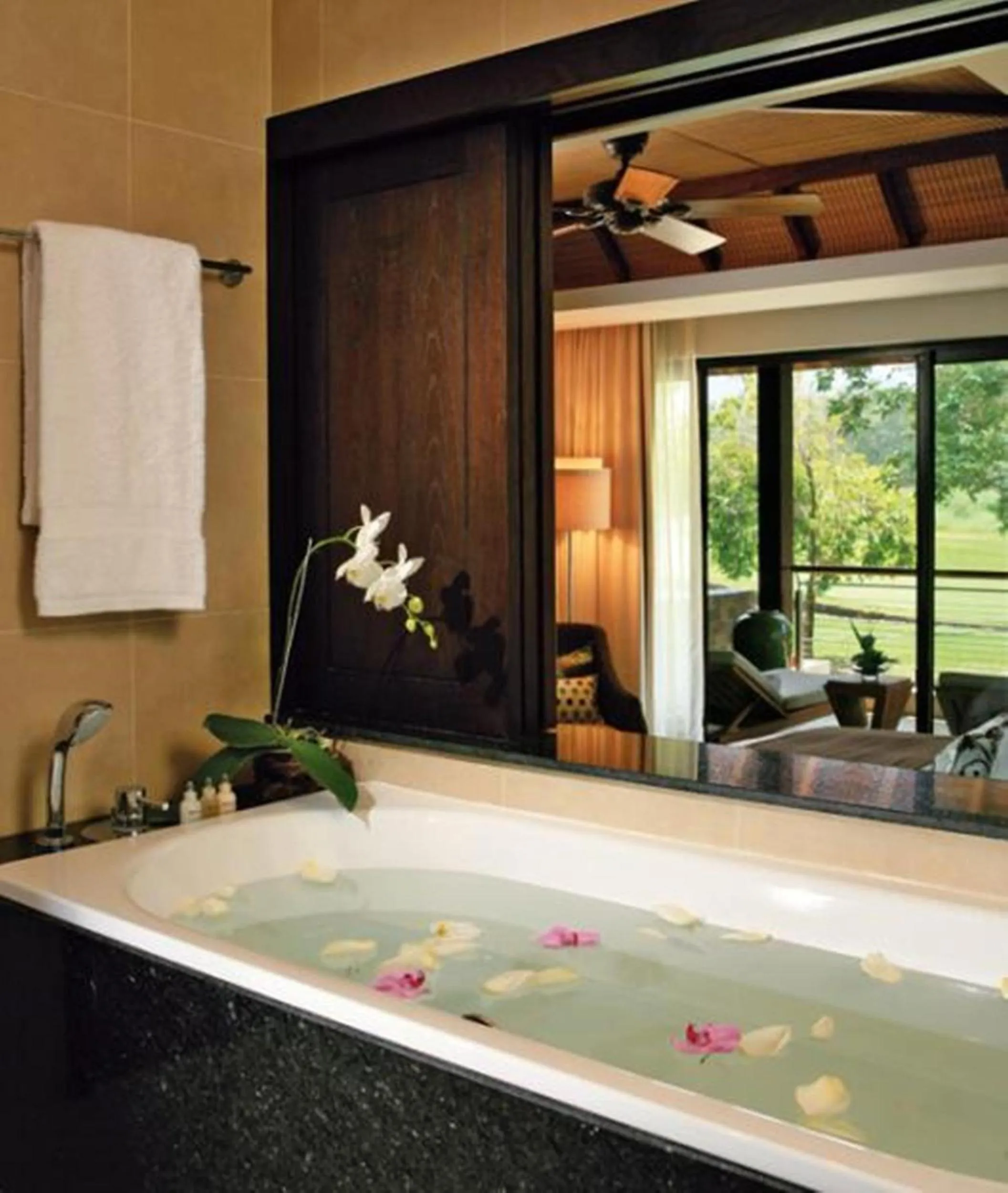 Bathroom in Anahita Golf & Spa Resort