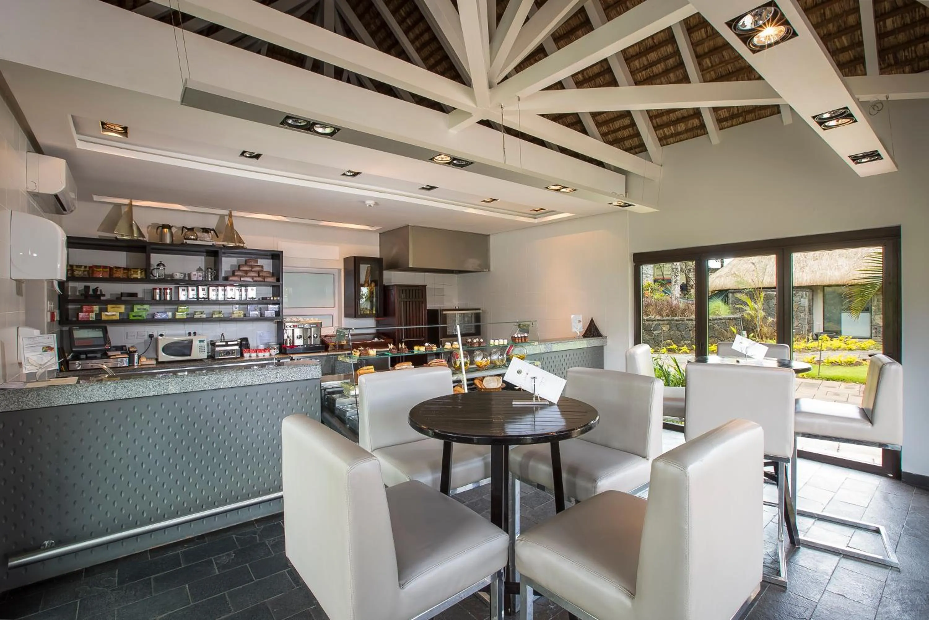 Restaurant/places to eat in Anahita Golf & Spa Resort