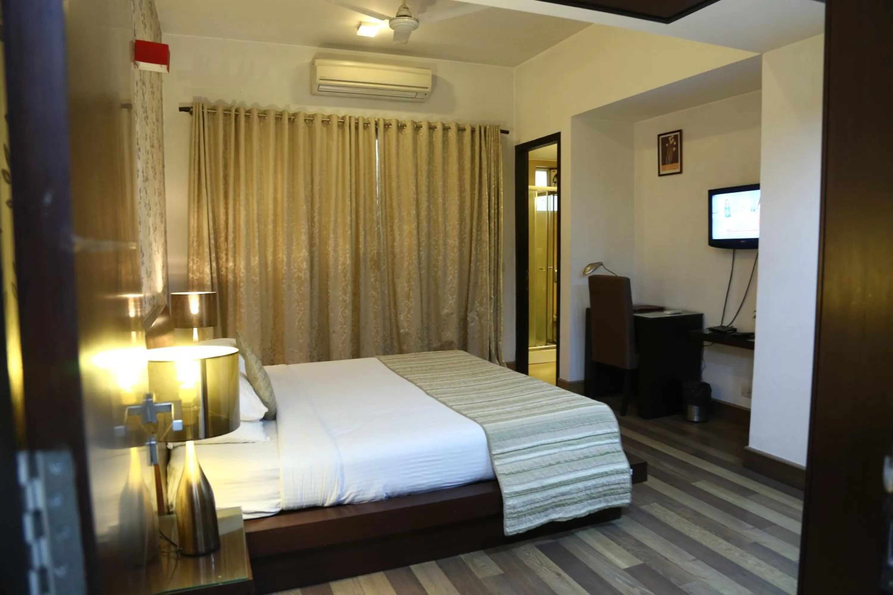 Bedroom in Imperial Apartment Fortis