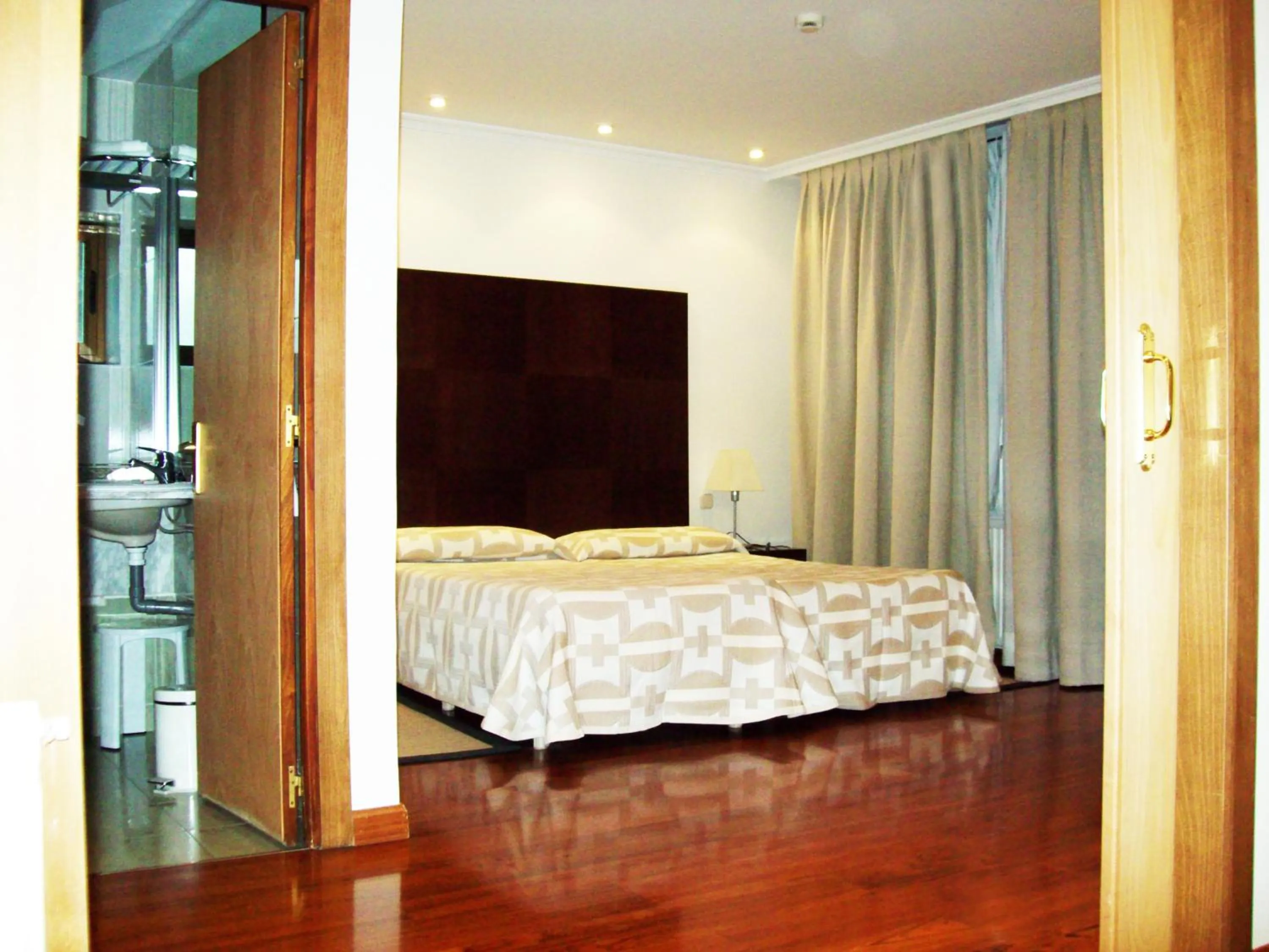 Bed in Hotel Escuela Madrid