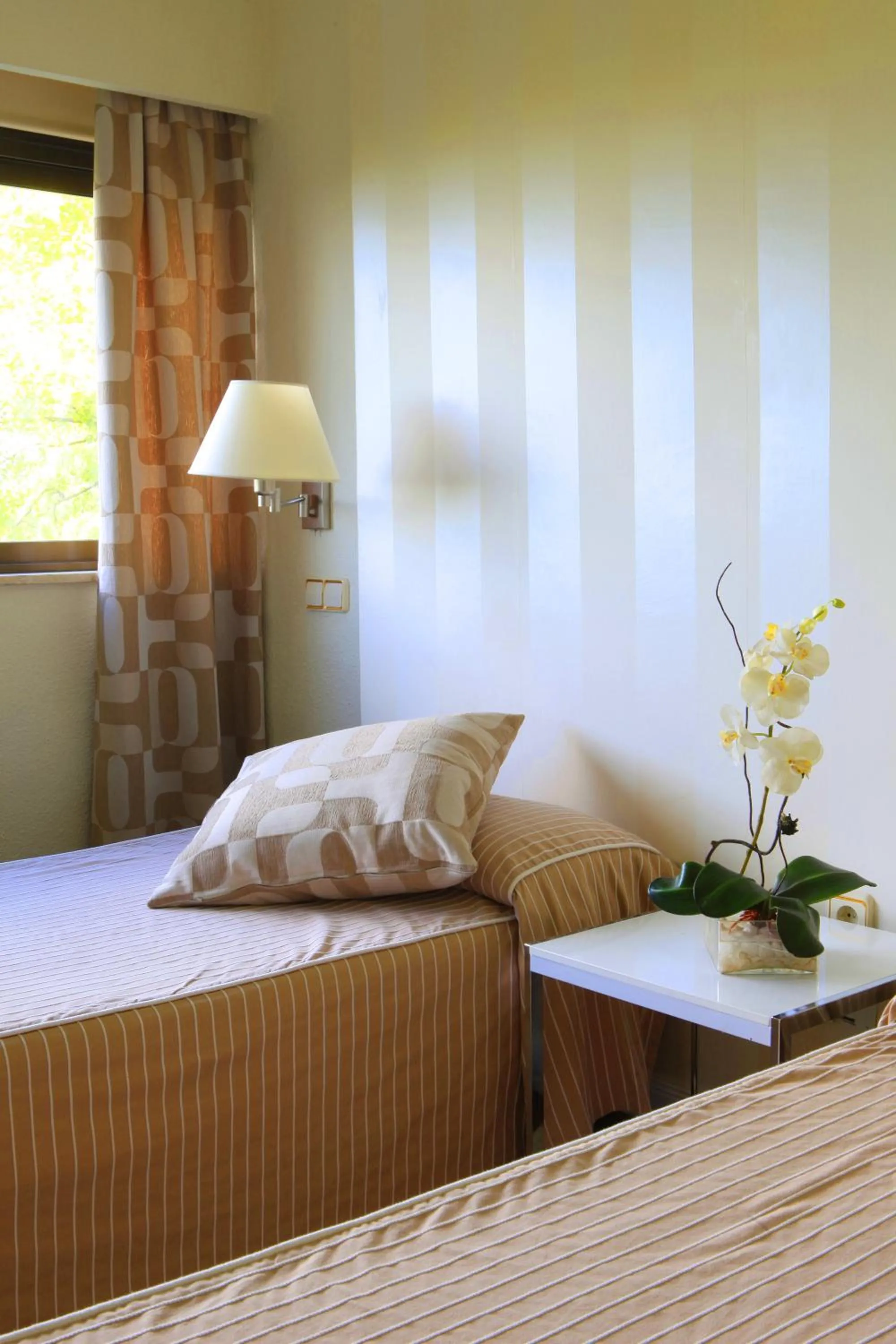 Bed in Hotel Escuela Madrid