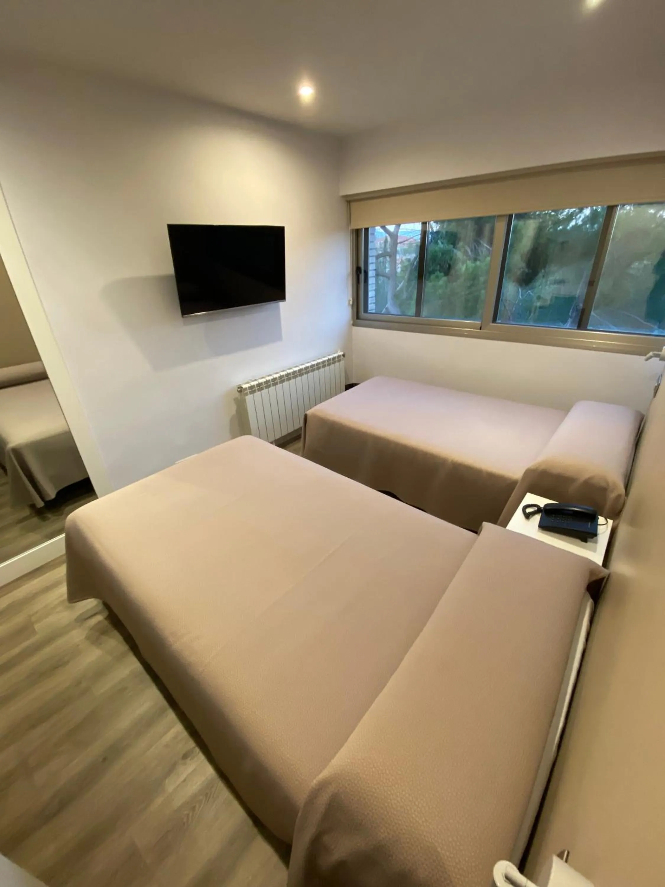 Bed in Hotel Escuela Madrid