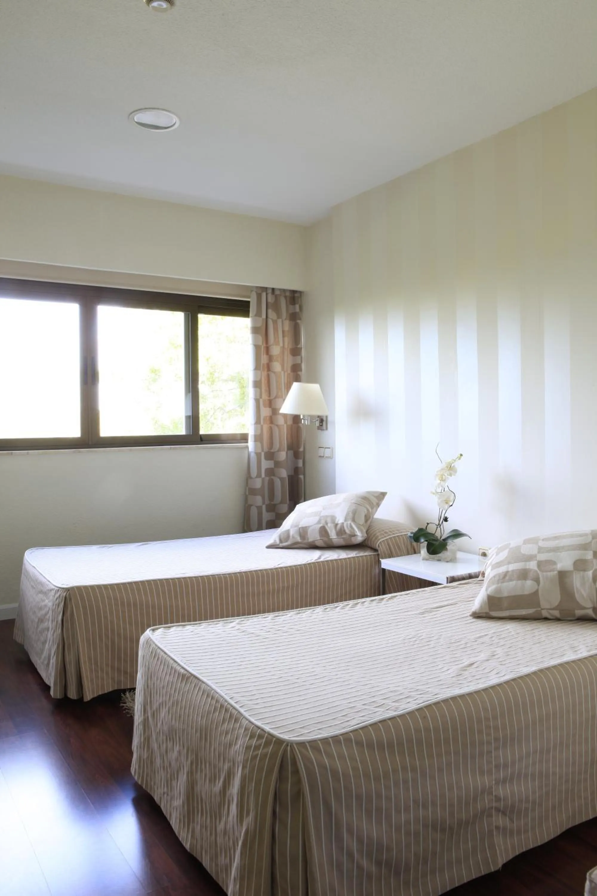 Bed in Hotel Escuela Madrid