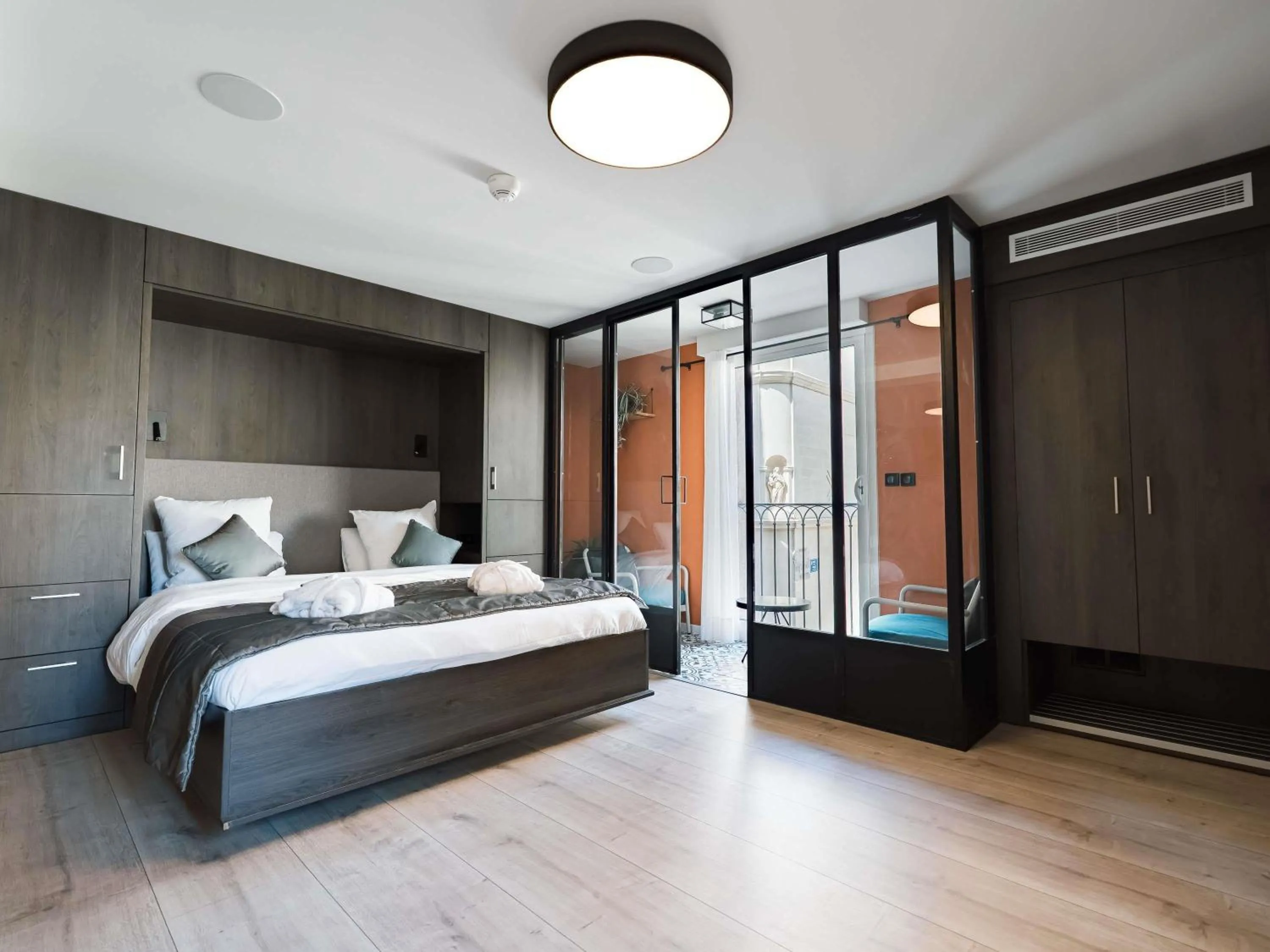 Bedroom, Bed in Mercure Pont d’Avignon Centre