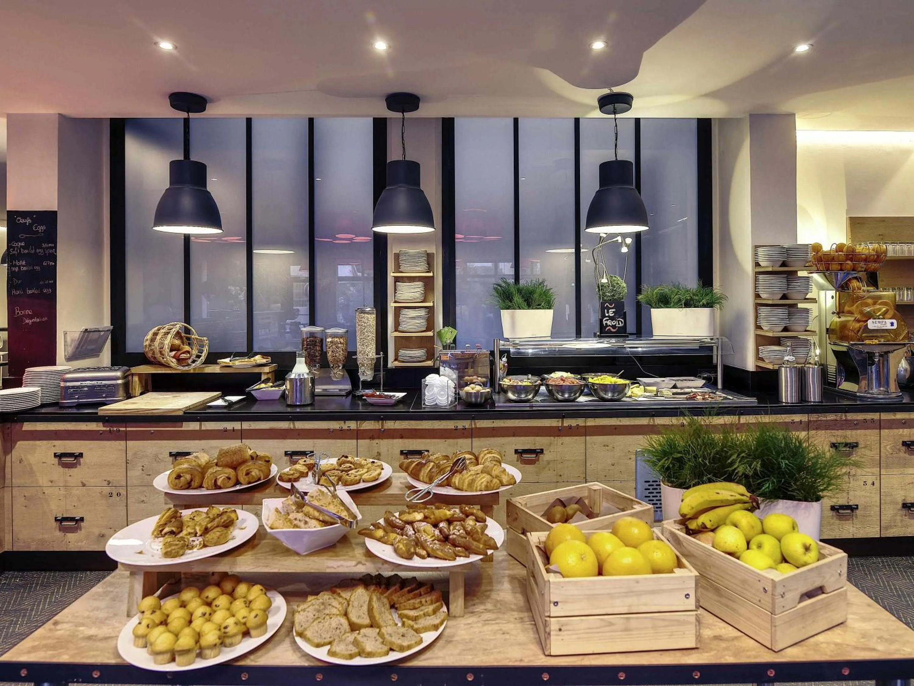 Breakfast in Mercure Pont d’Avignon Centre