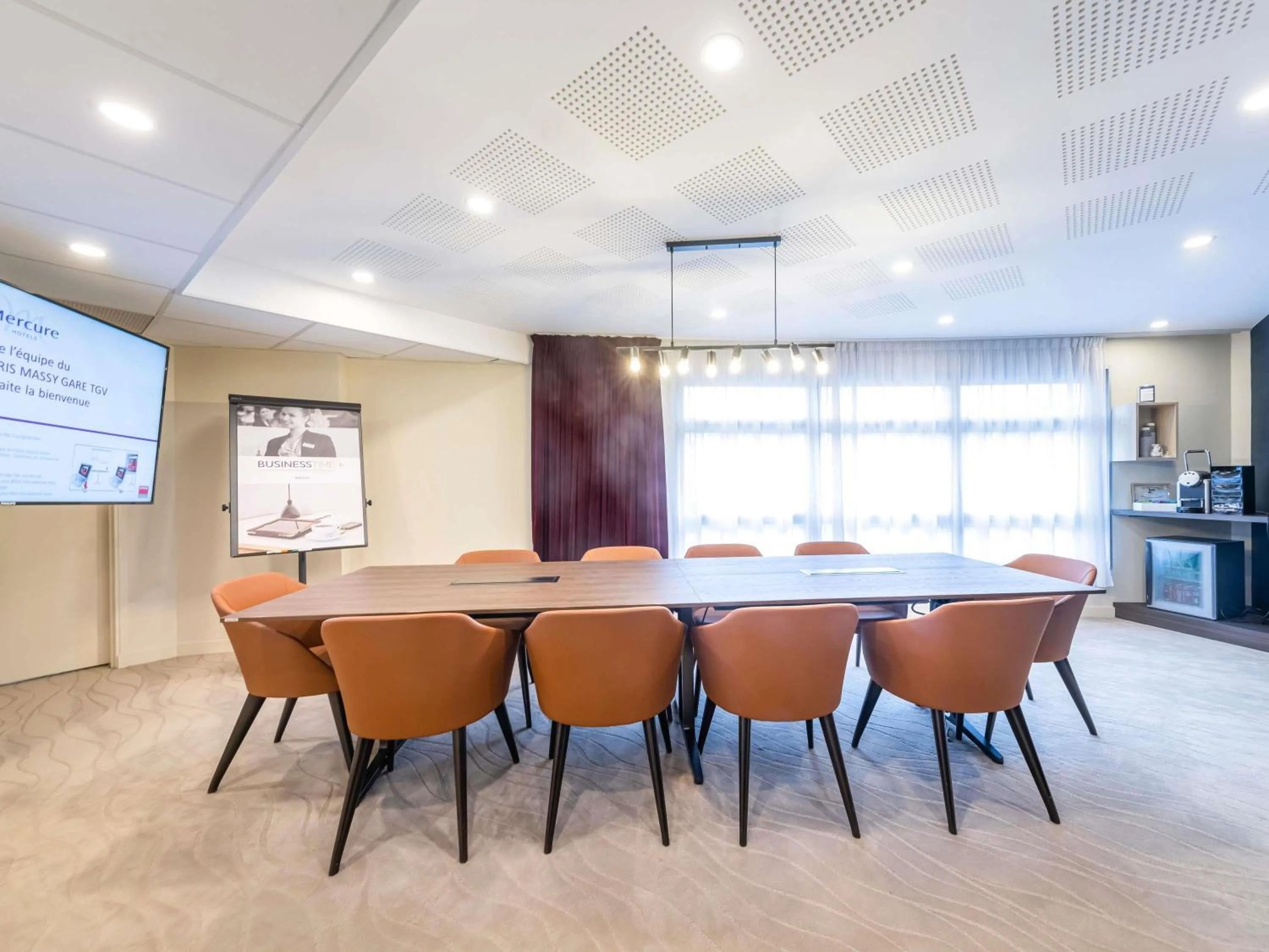 Meeting/conference room in Mercure Paris Massy Gare TGV