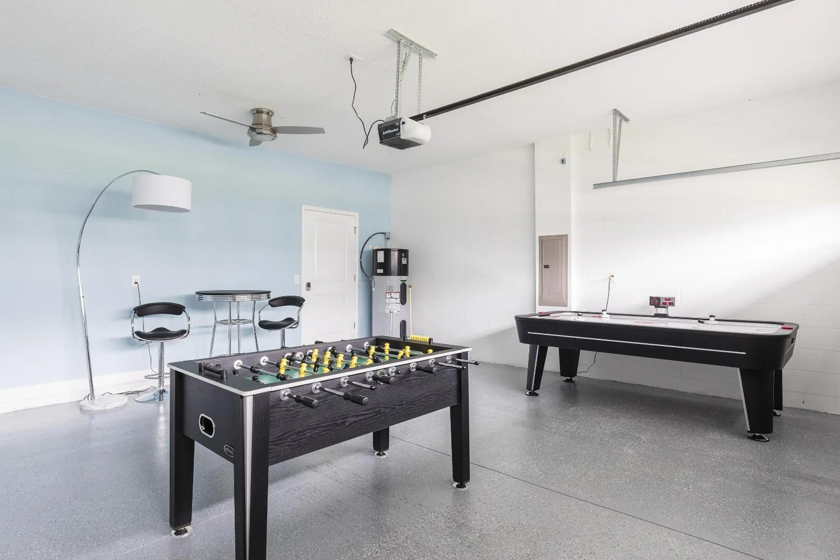 Property building in Champions Gate Resort, Game Room, Theater, Near Attractions!!