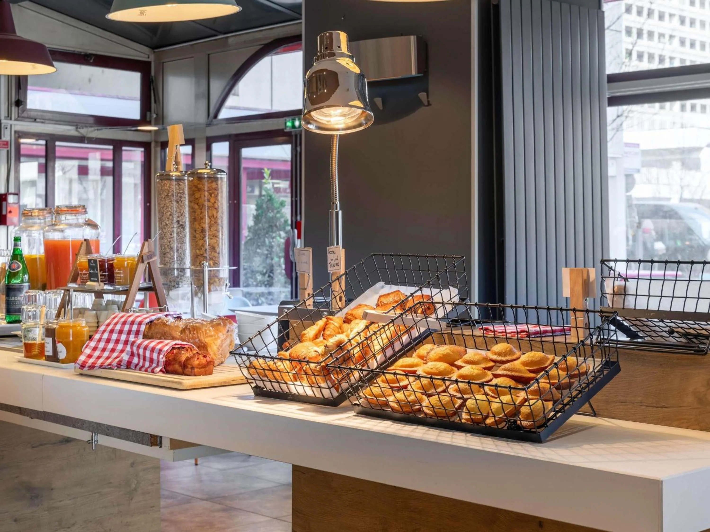 Breakfast in ibis Lyon Part Dieu Les Halles