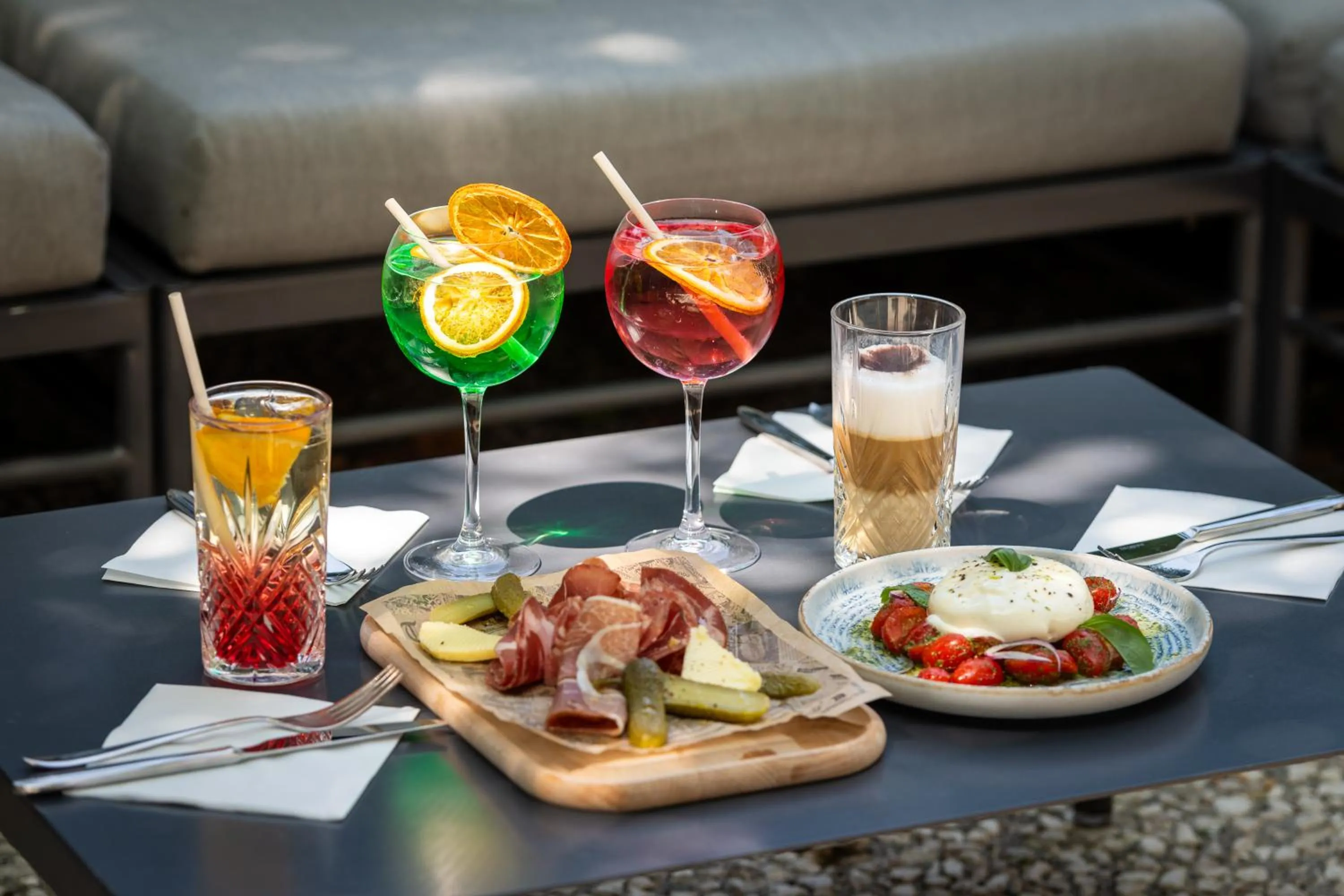 Patio in ibis Lyon Part Dieu Les Halles