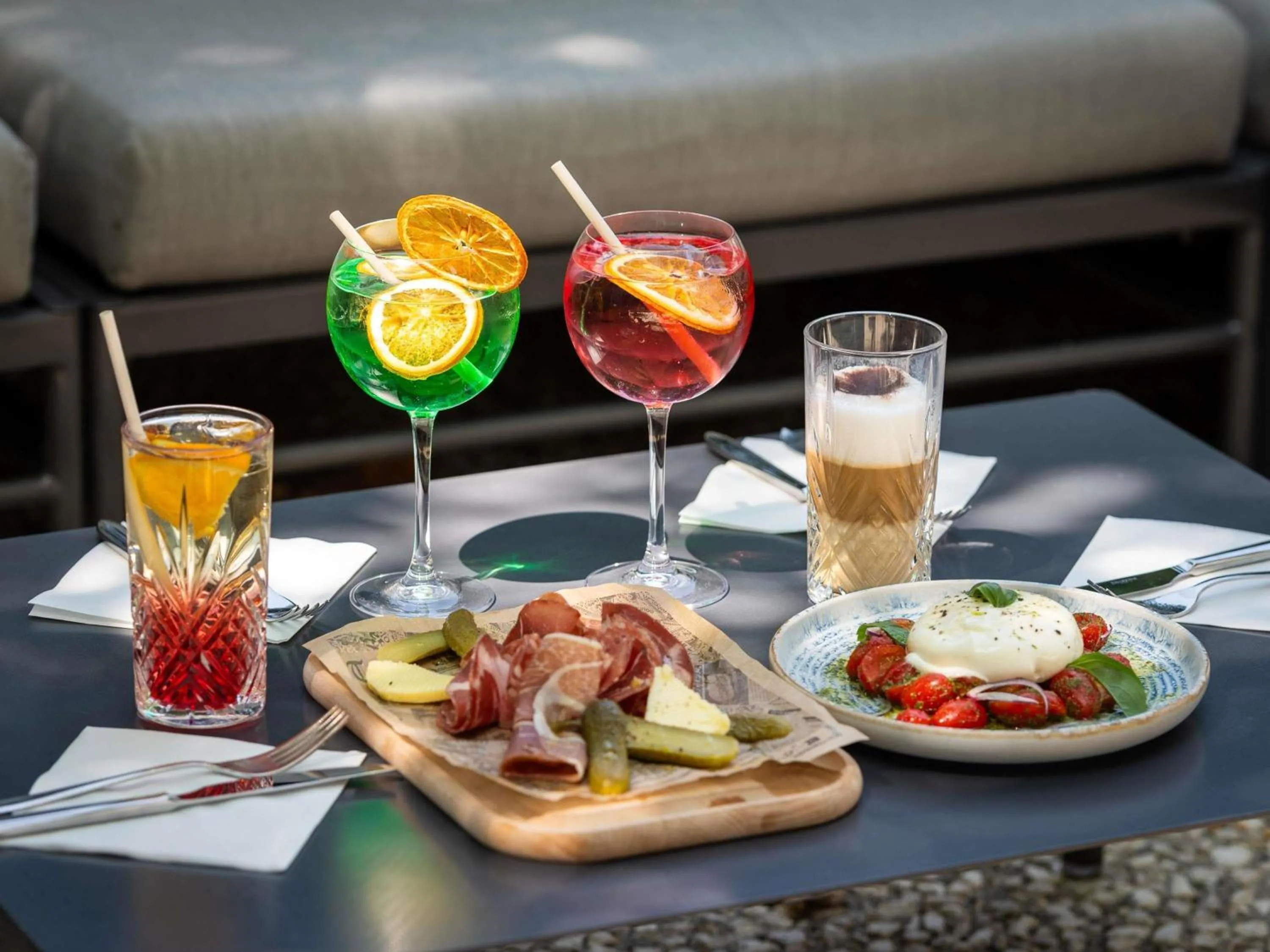 Lounge or bar in ibis Lyon Part Dieu Les Halles