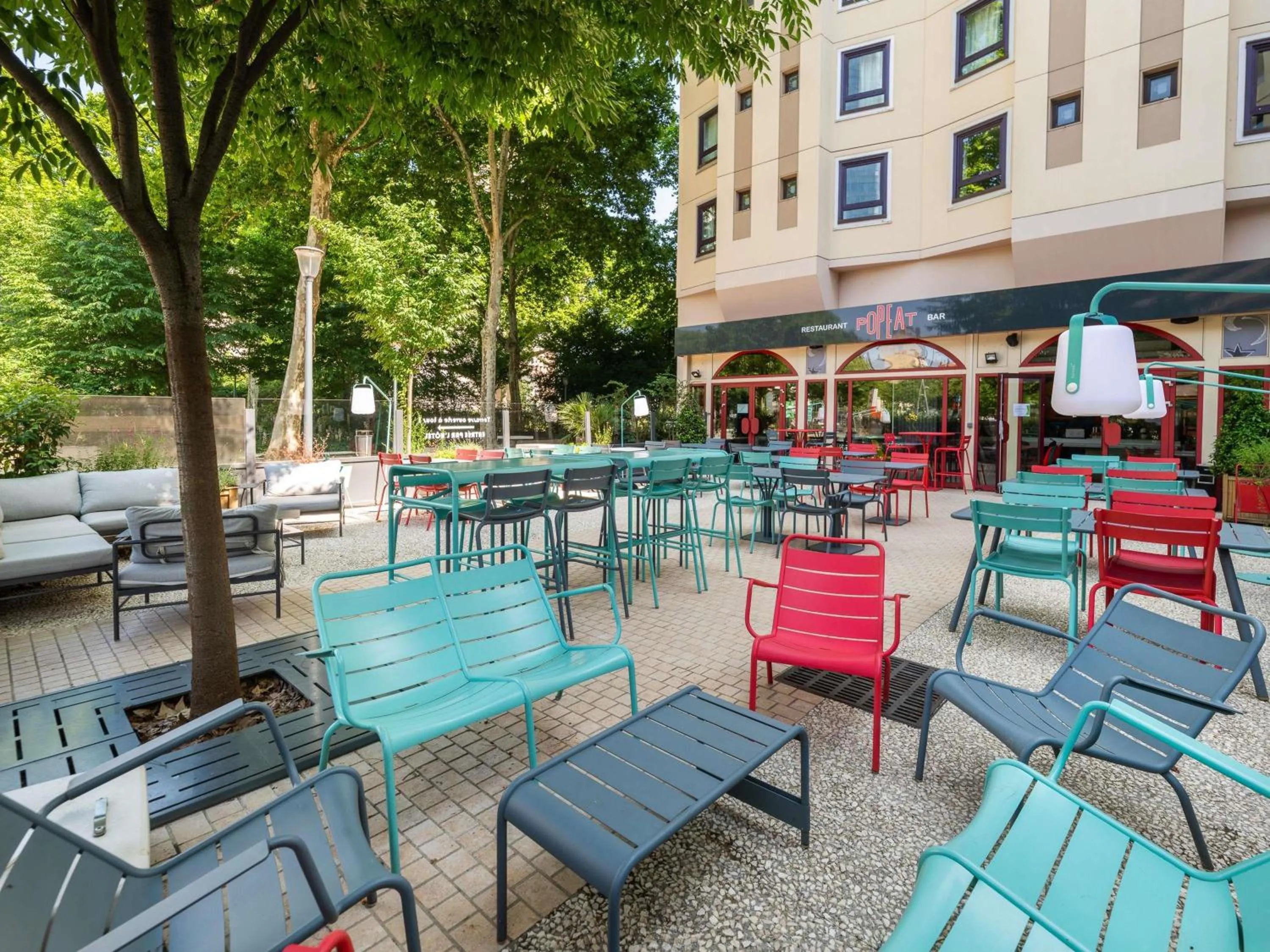 Lounge or bar in ibis Lyon Part Dieu Les Halles