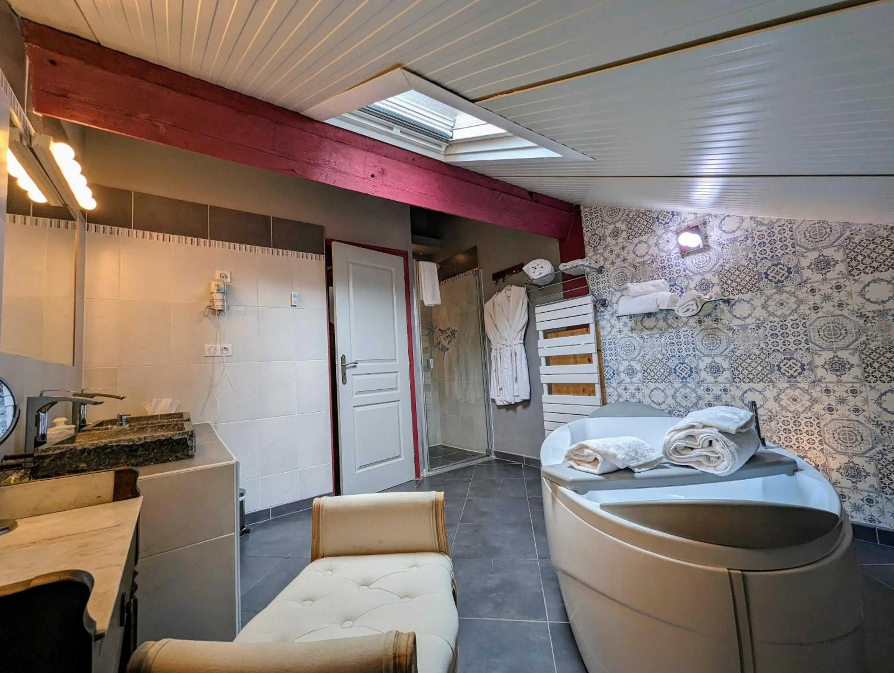 Bathroom in Chambres d'Hôtes La Filature