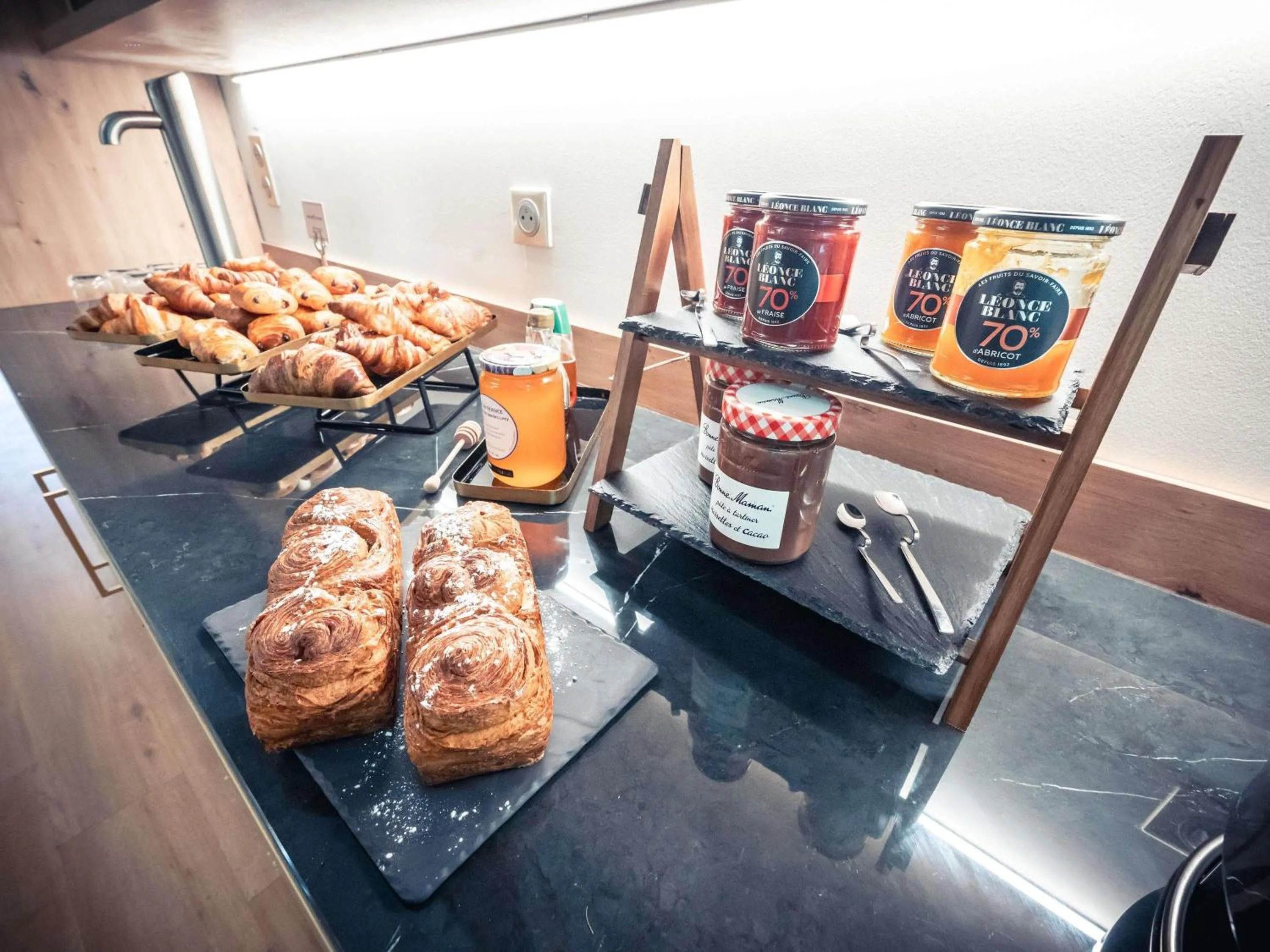 Breakfast in Mercure Troyes Centre