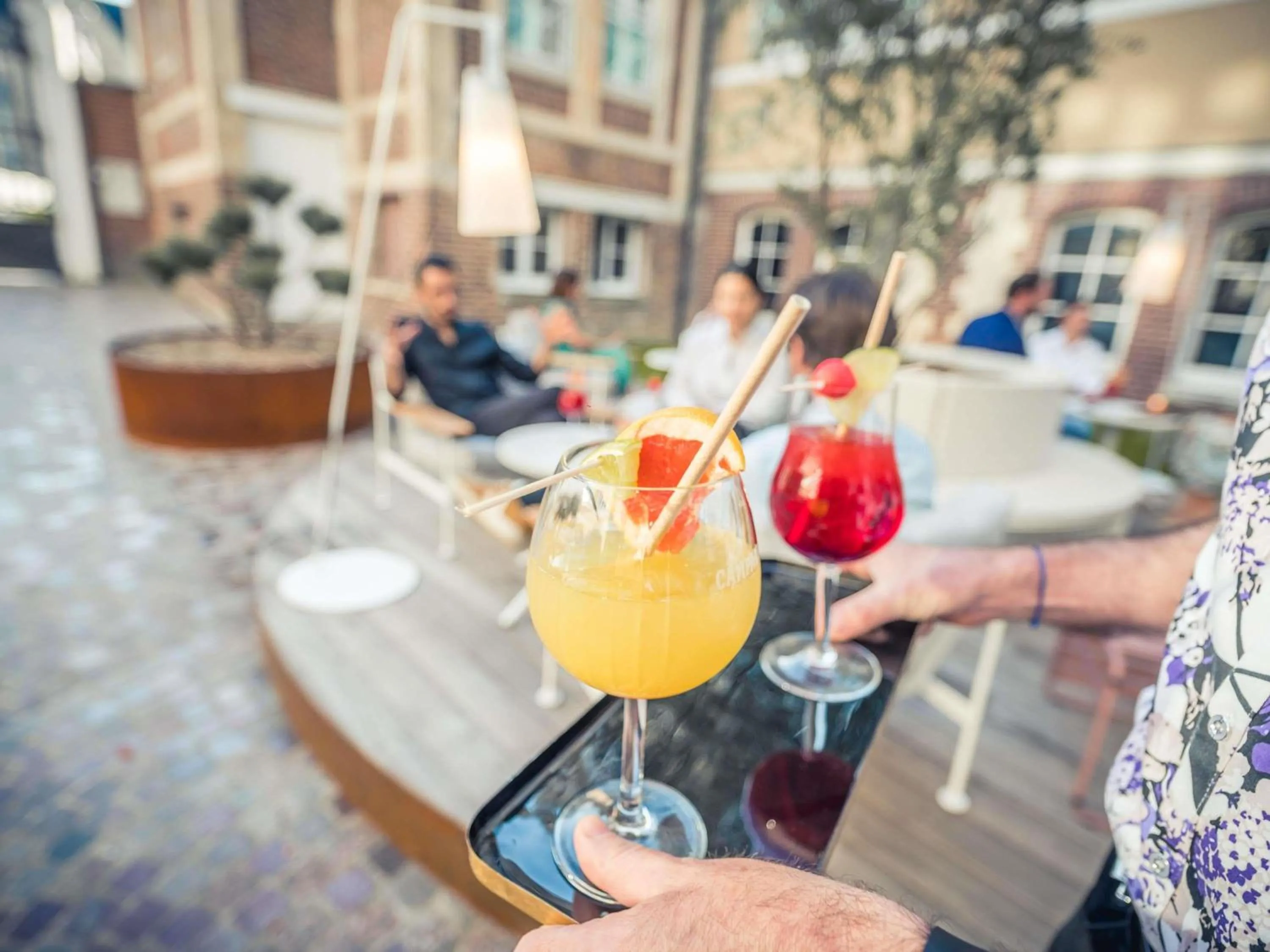 Lounge or bar in Mercure Troyes Centre