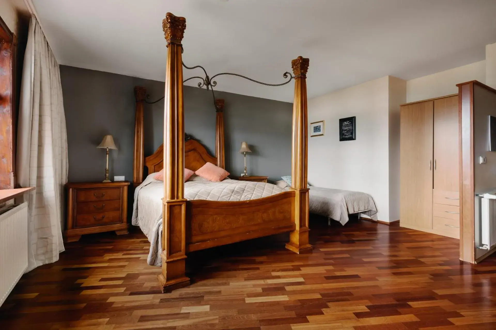 Suite in Hotel Kriunes Suite in Hotel Kriunes