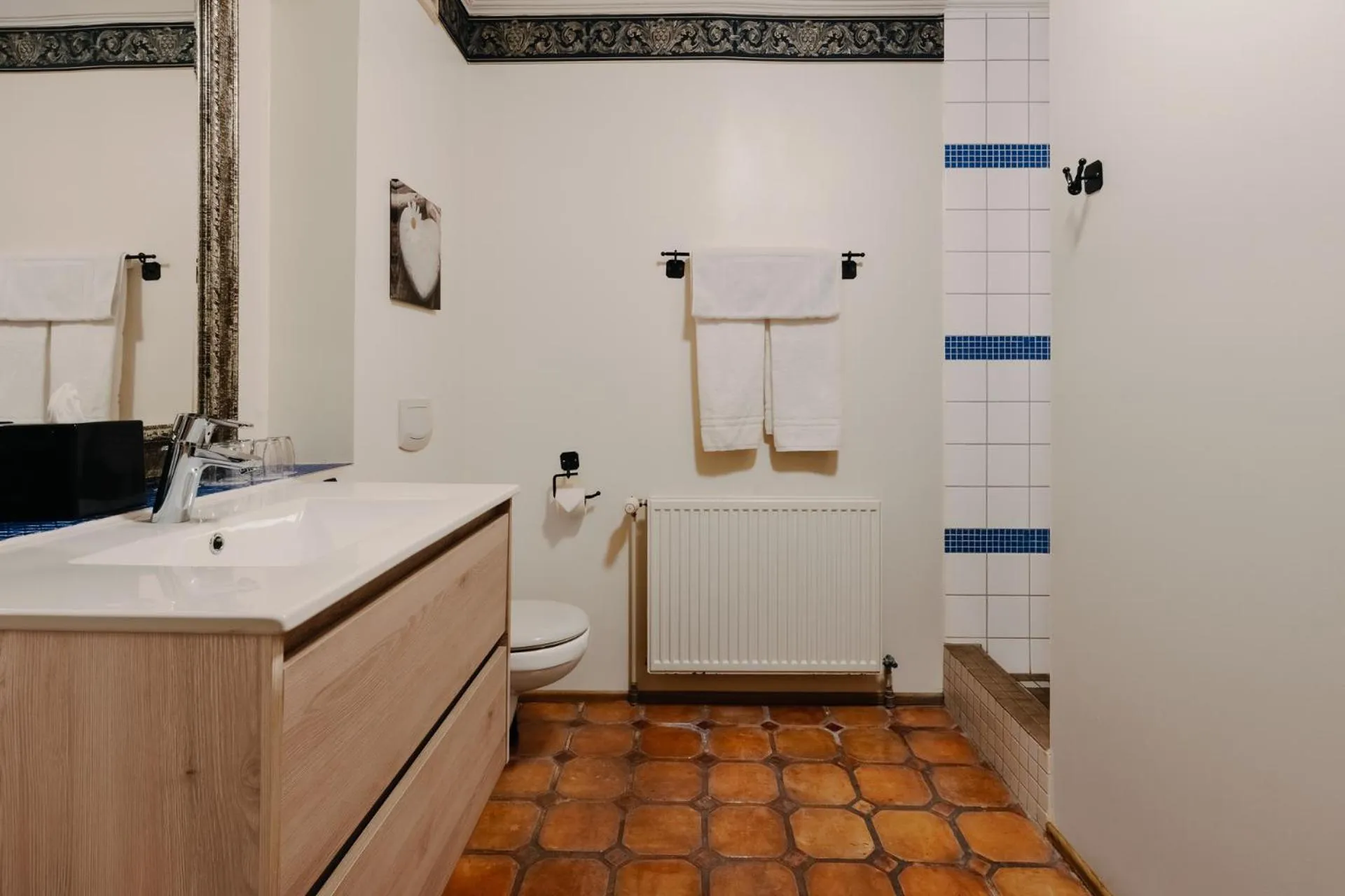 Bathroom in Hotel Kriunes