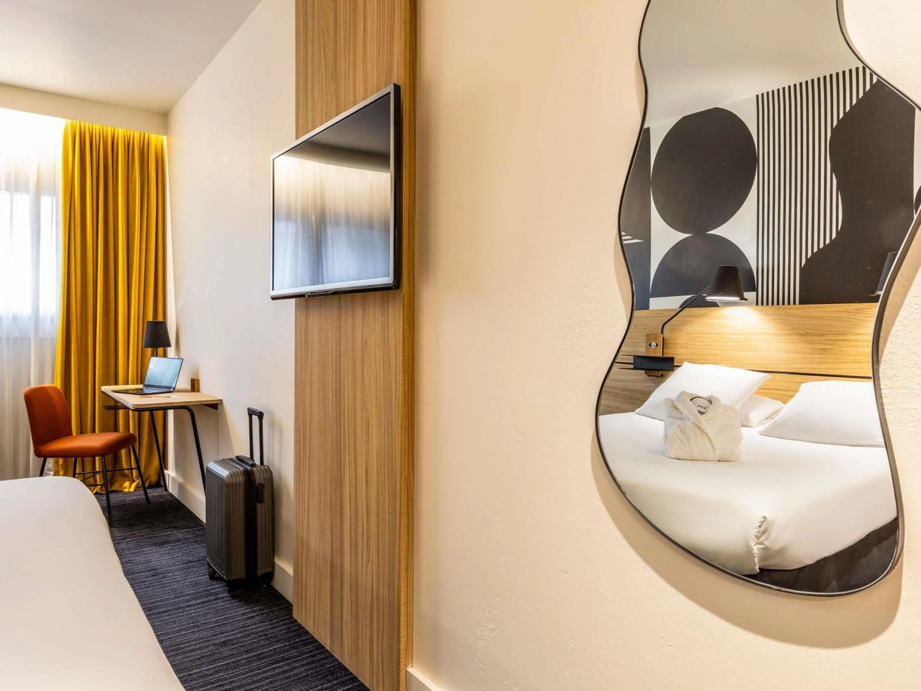 Bedroom, Bed in Mercure Metz Centre