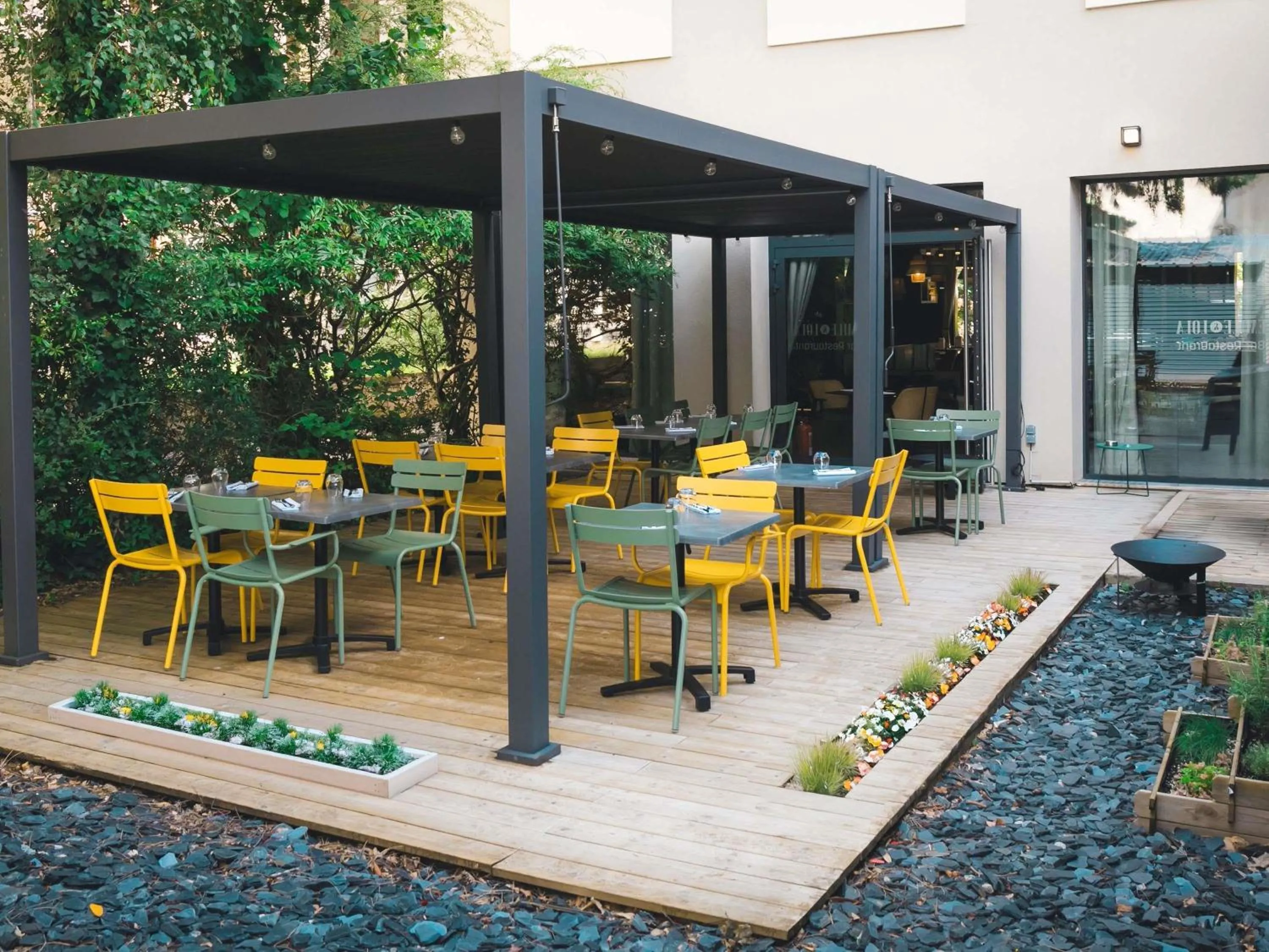 Restaurant/places to eat in Mercure Metz Centre