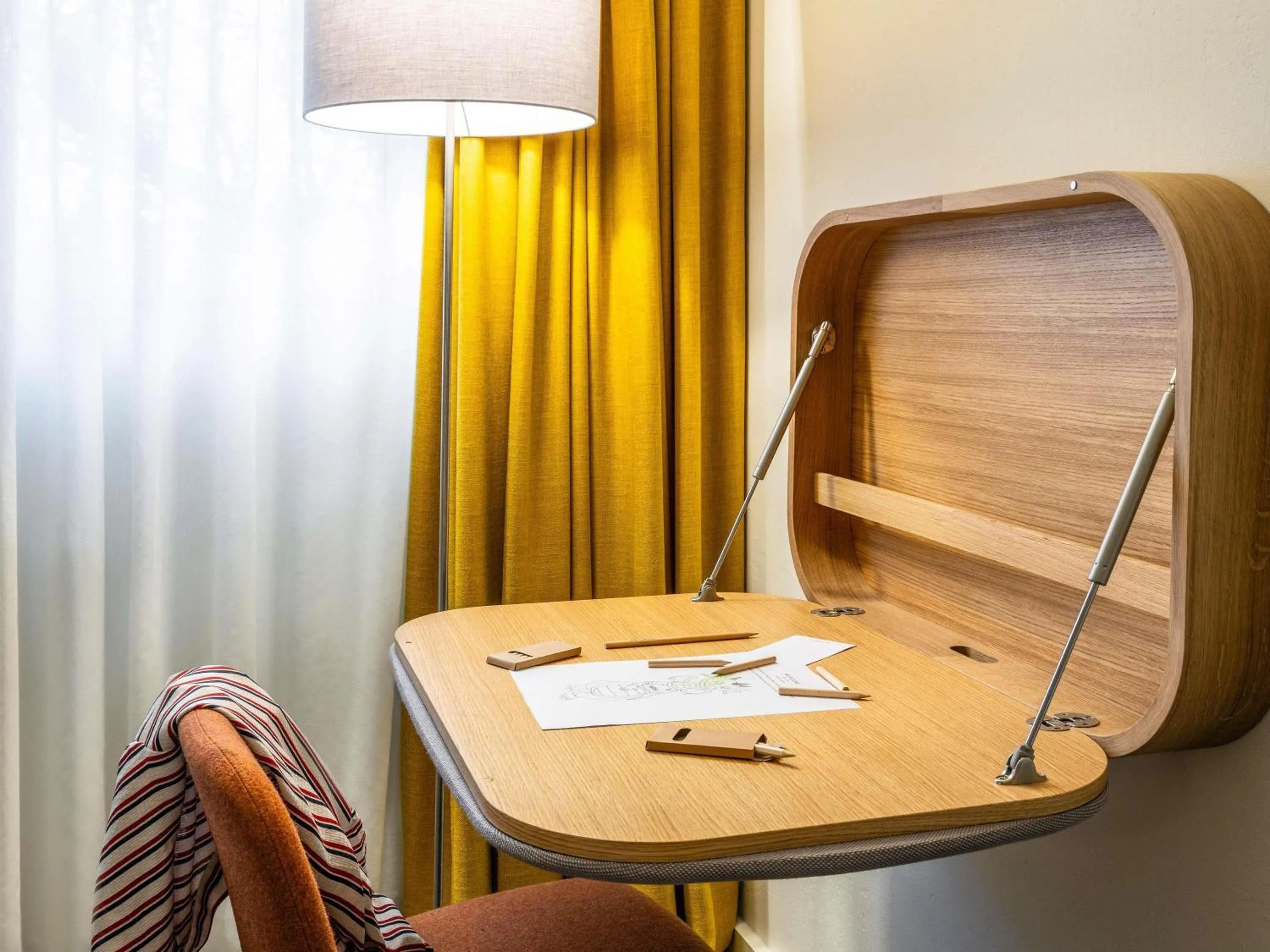 Bedroom in Mercure Metz Centre