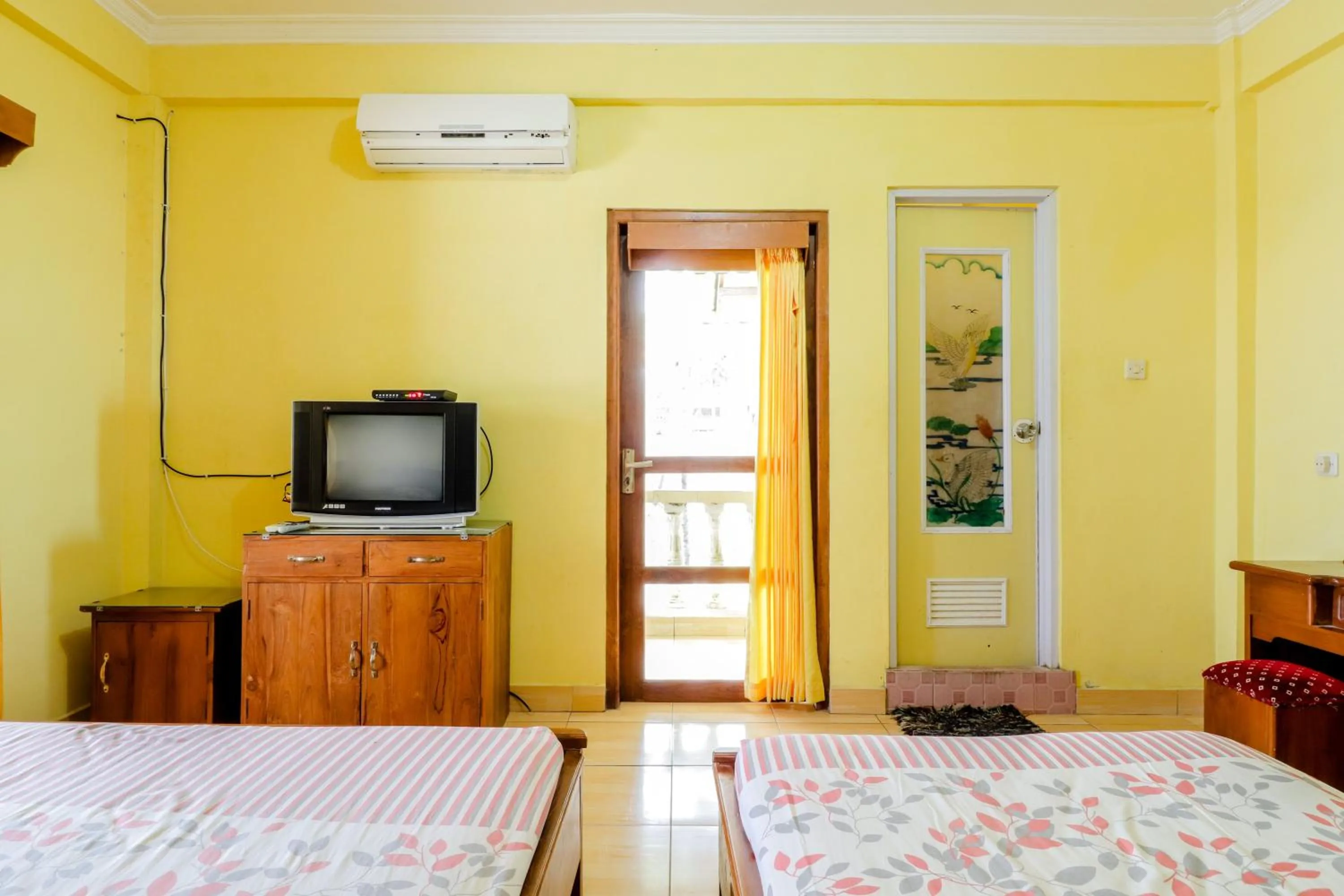 Bedroom, Bed in Adinda Beach Hotel and Villa