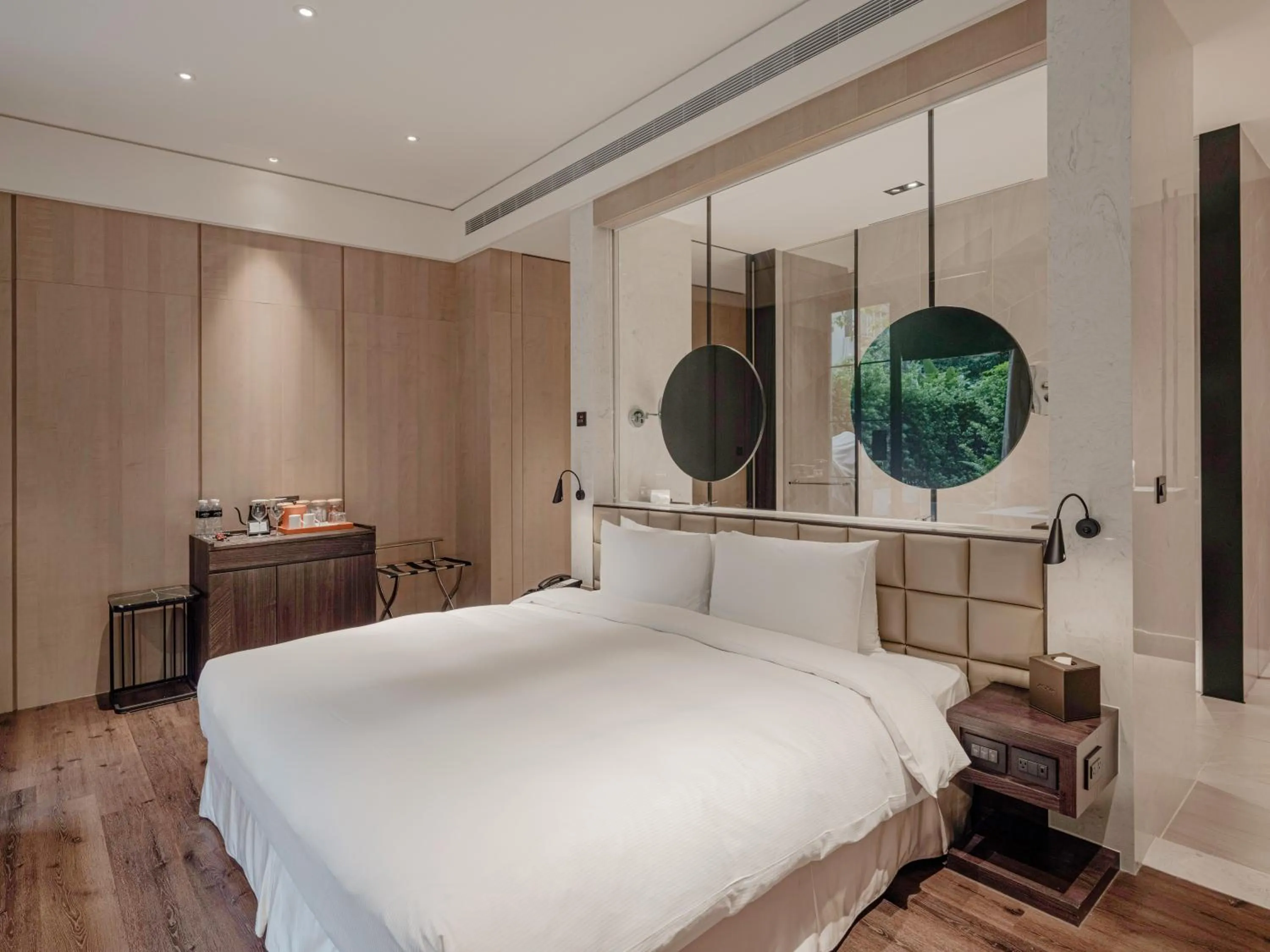 Bed in Hotel Mvsa+Michelin 2 Starred Molino de Urdàniz