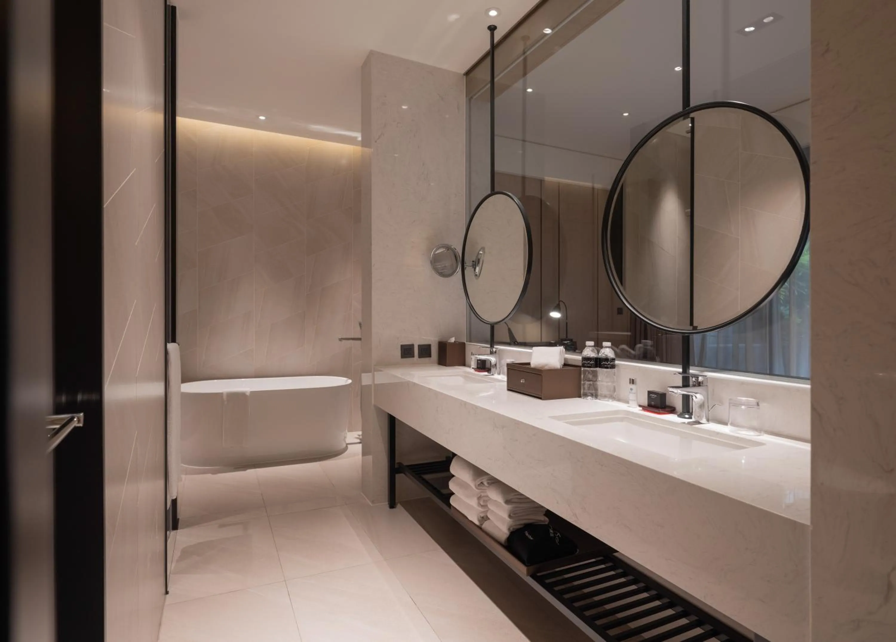 Bathroom in Hotel Mvsa+Michelin 2 Starred Molino de Urdàniz