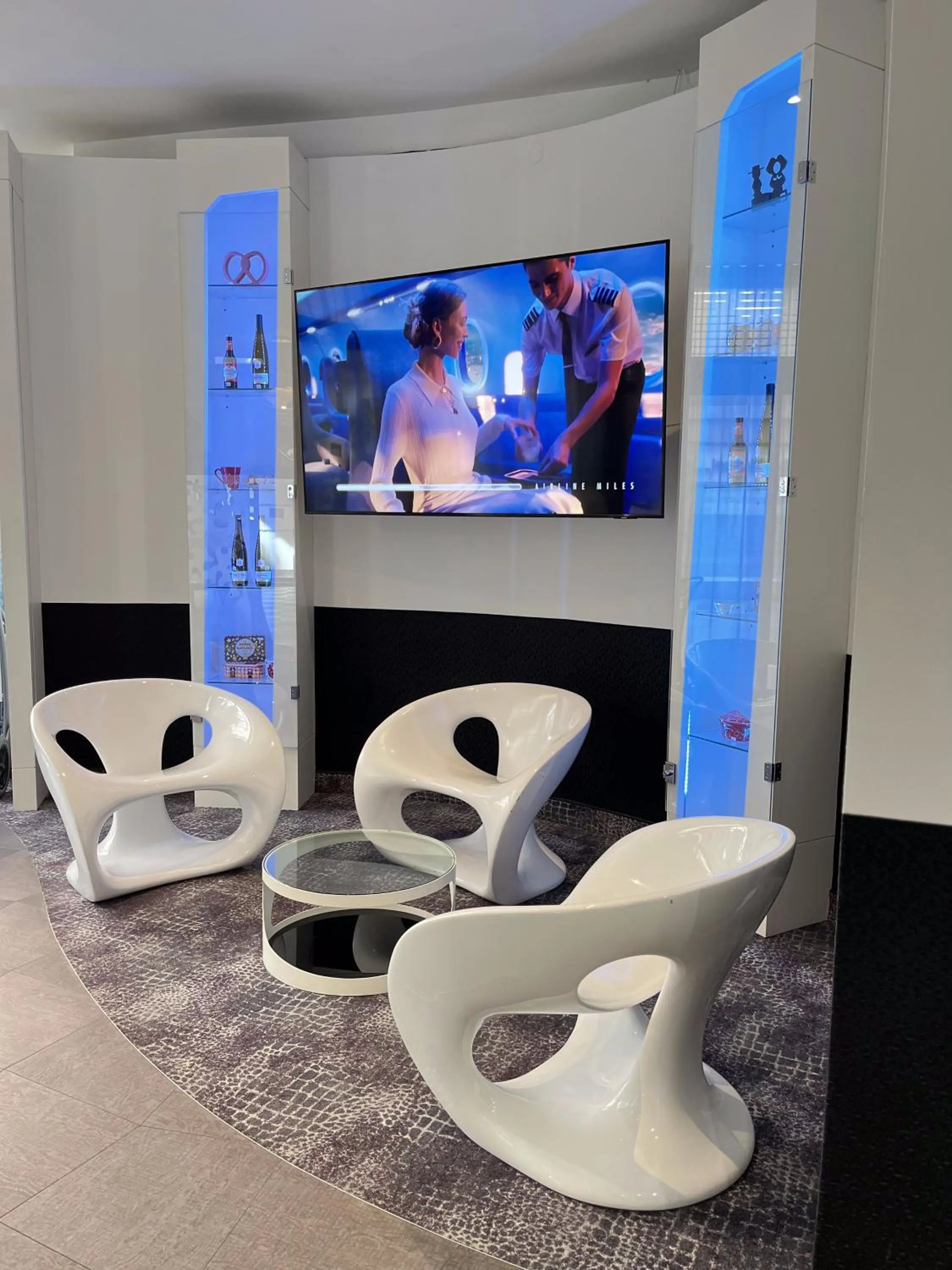 Lobby or reception in Mercure Strasbourg Centre Petite France