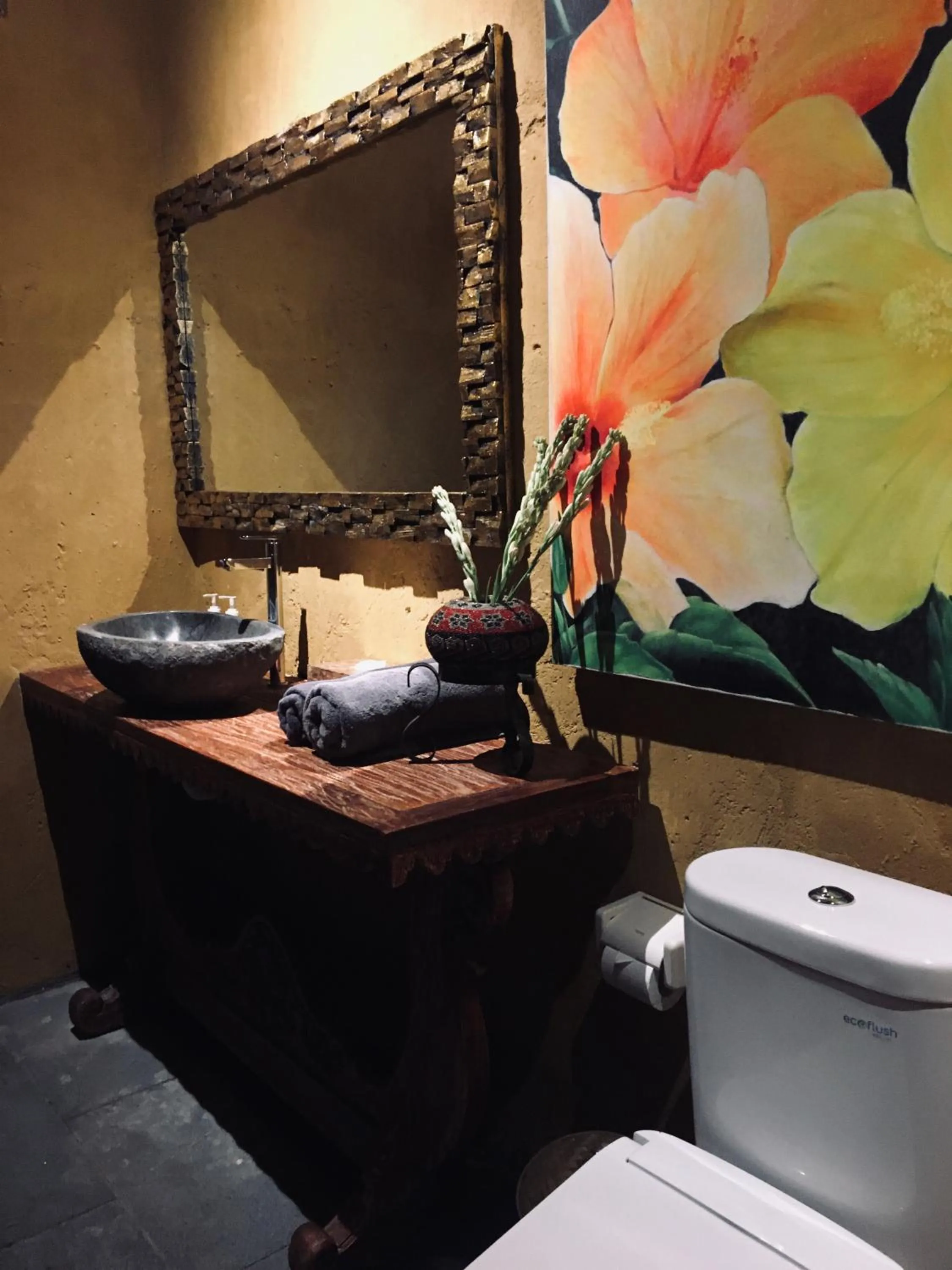 The Jungle Villa Family