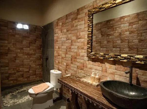 The Jungle Villa Family