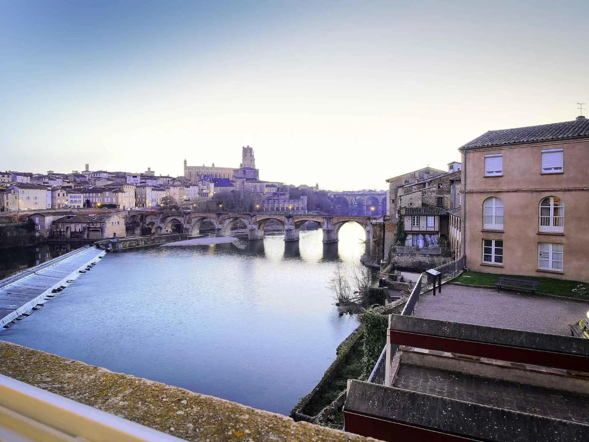 Bedroom in Mercure Albi Rives du Tarn