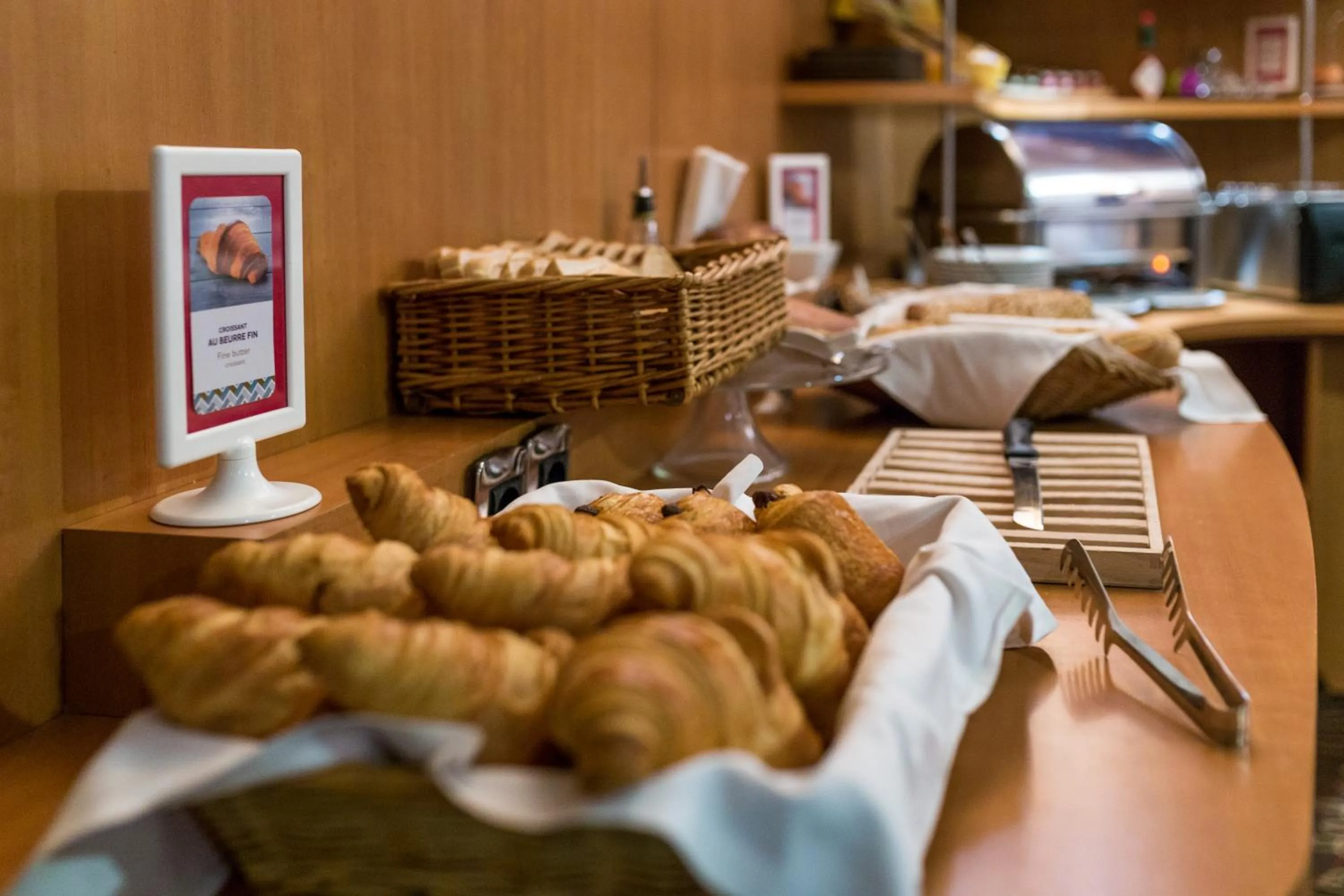 Buffet breakfast in Mercure Albi Rives du Tarn