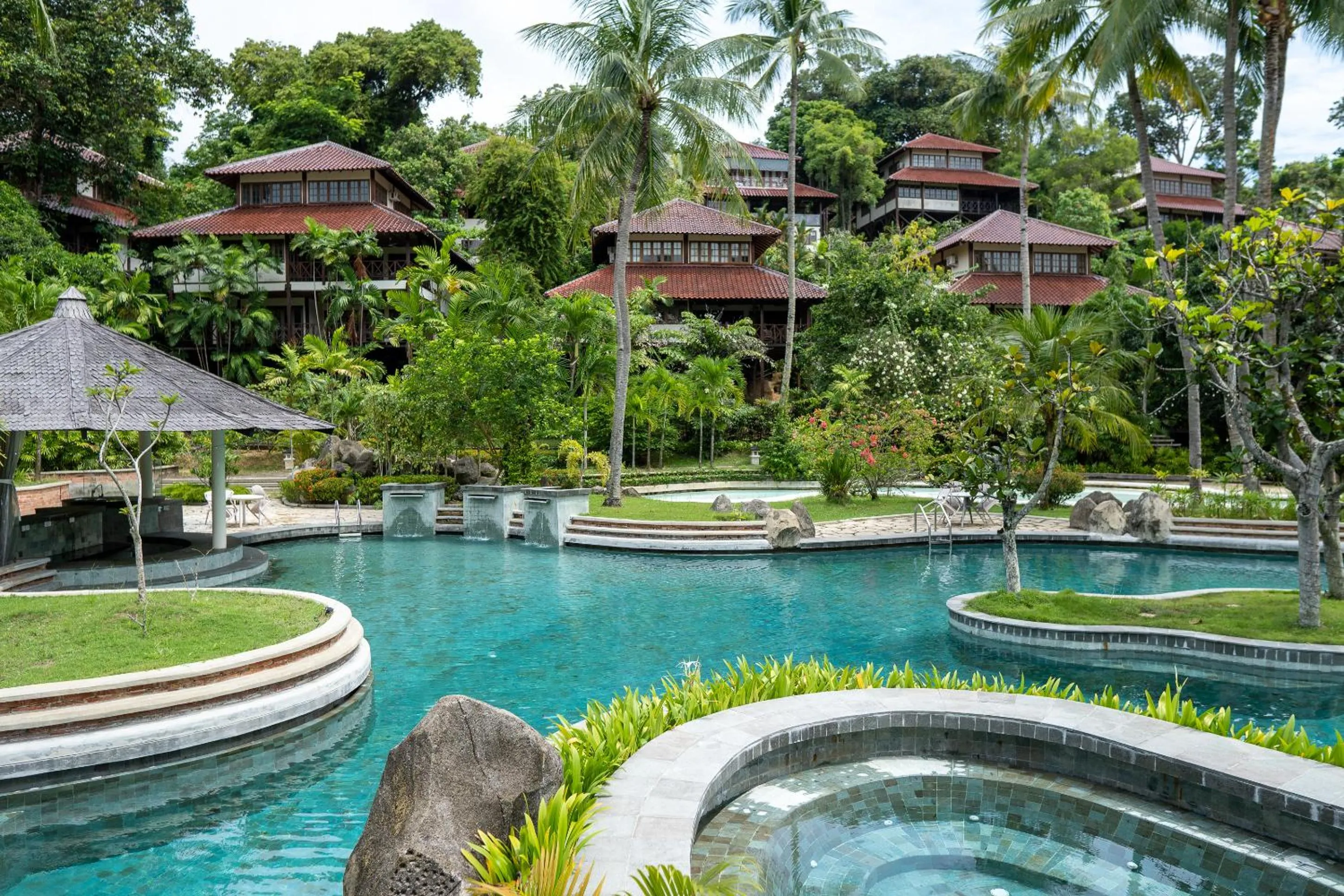 Pool view in Nongsa Village