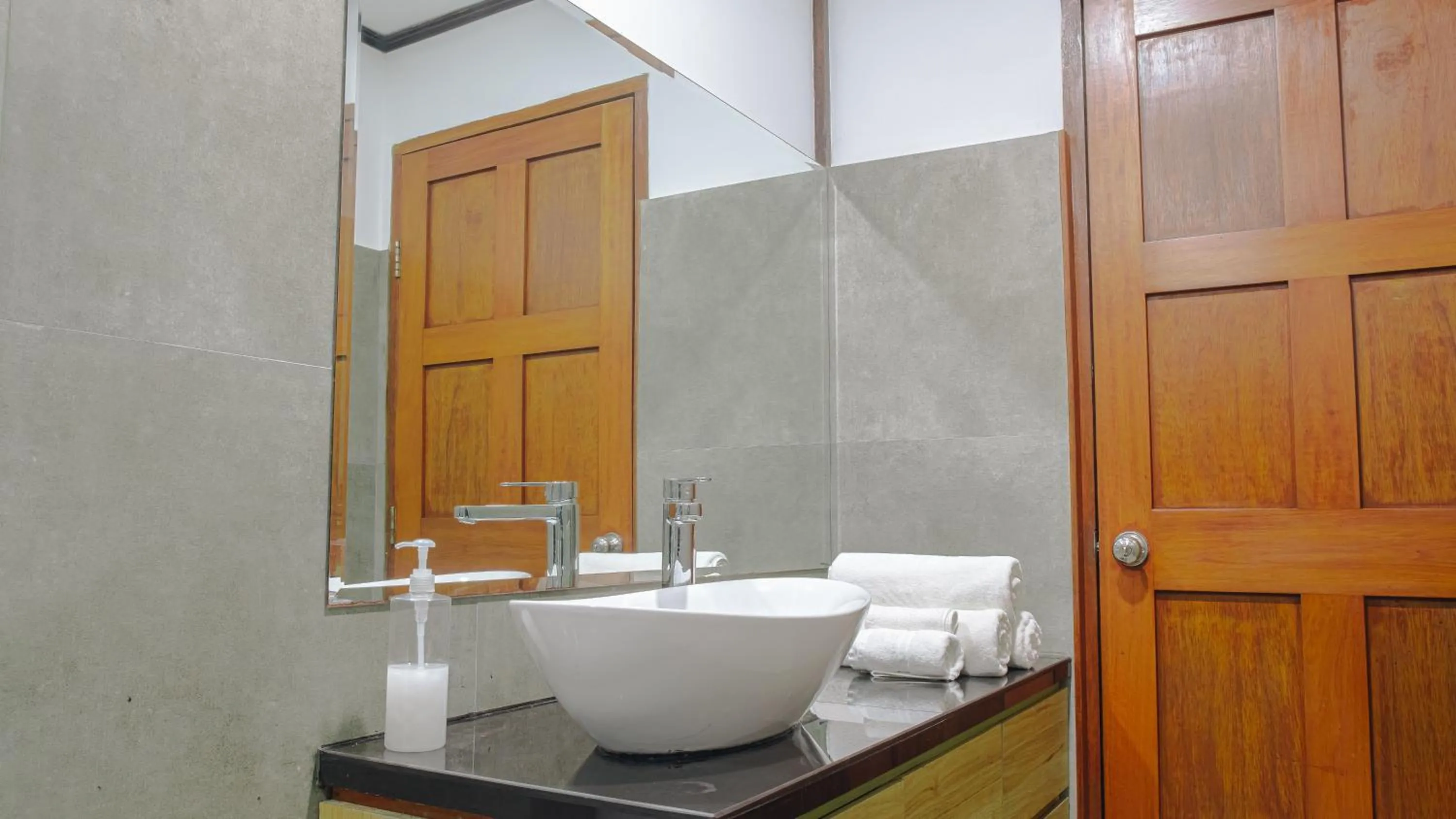 Bathroom in Nongsa Village