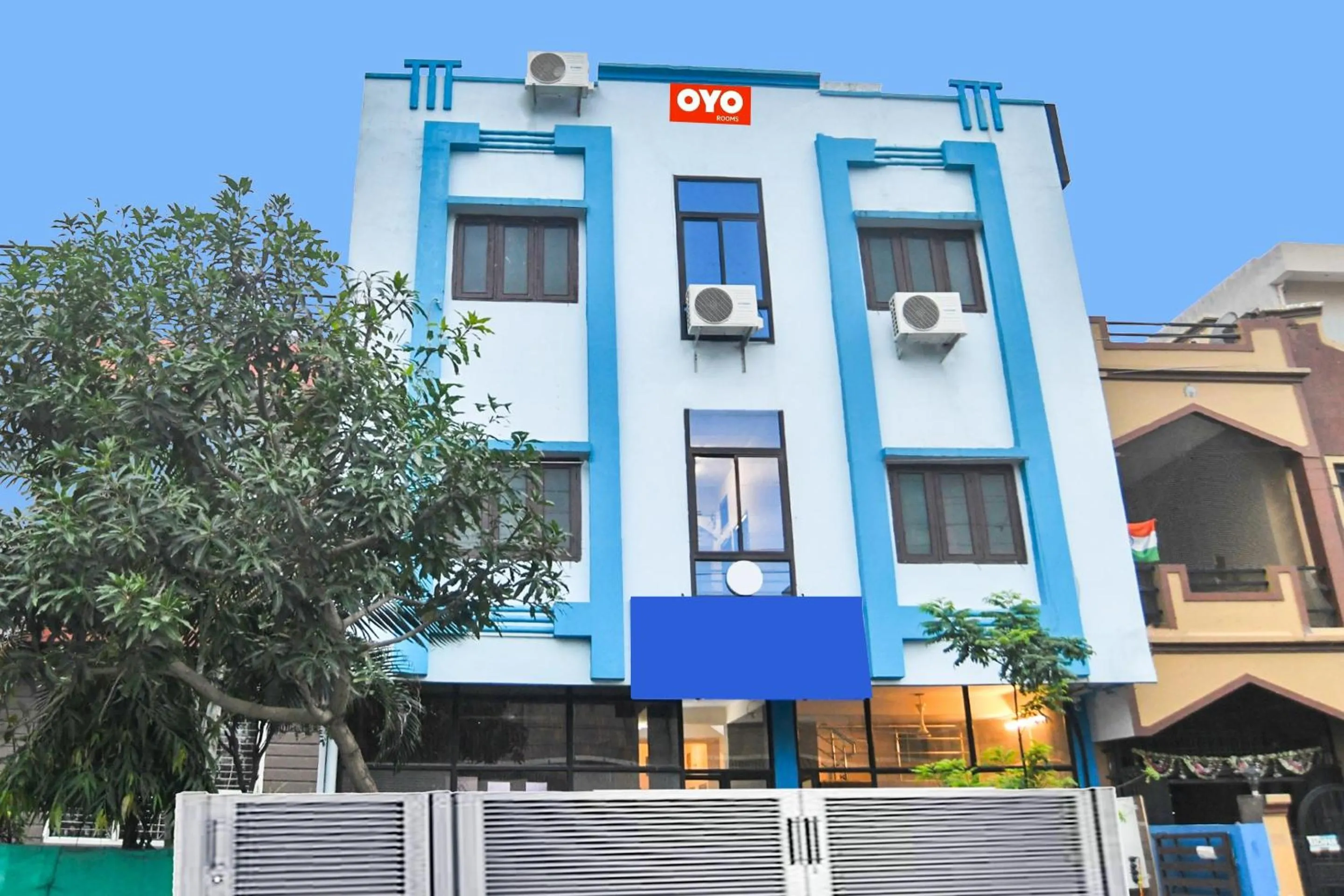 Facade/entrance in Hotel O SILVER PEACE