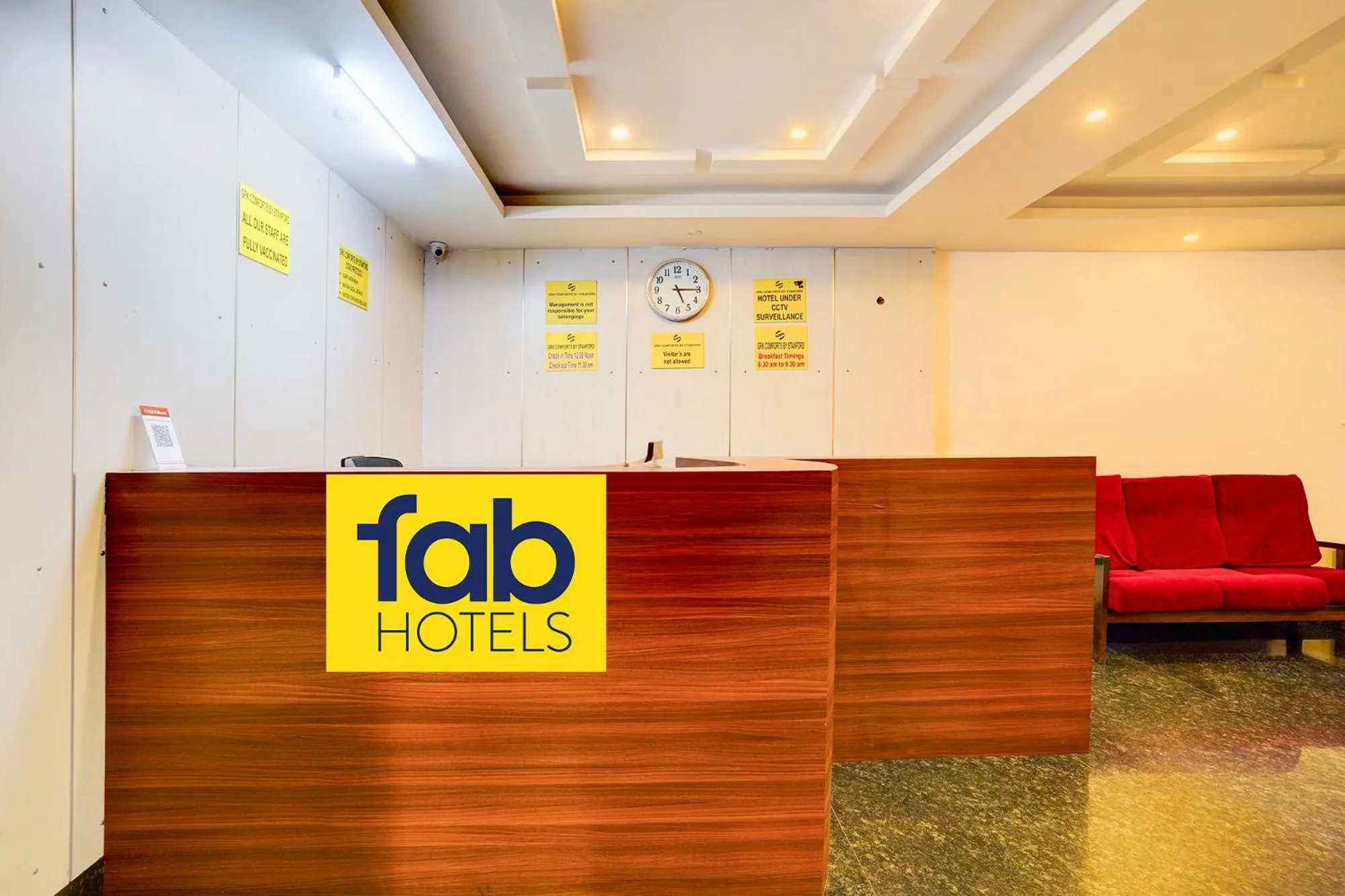 Lobby or reception in FabHotel GRK Comforts - Jayanagar