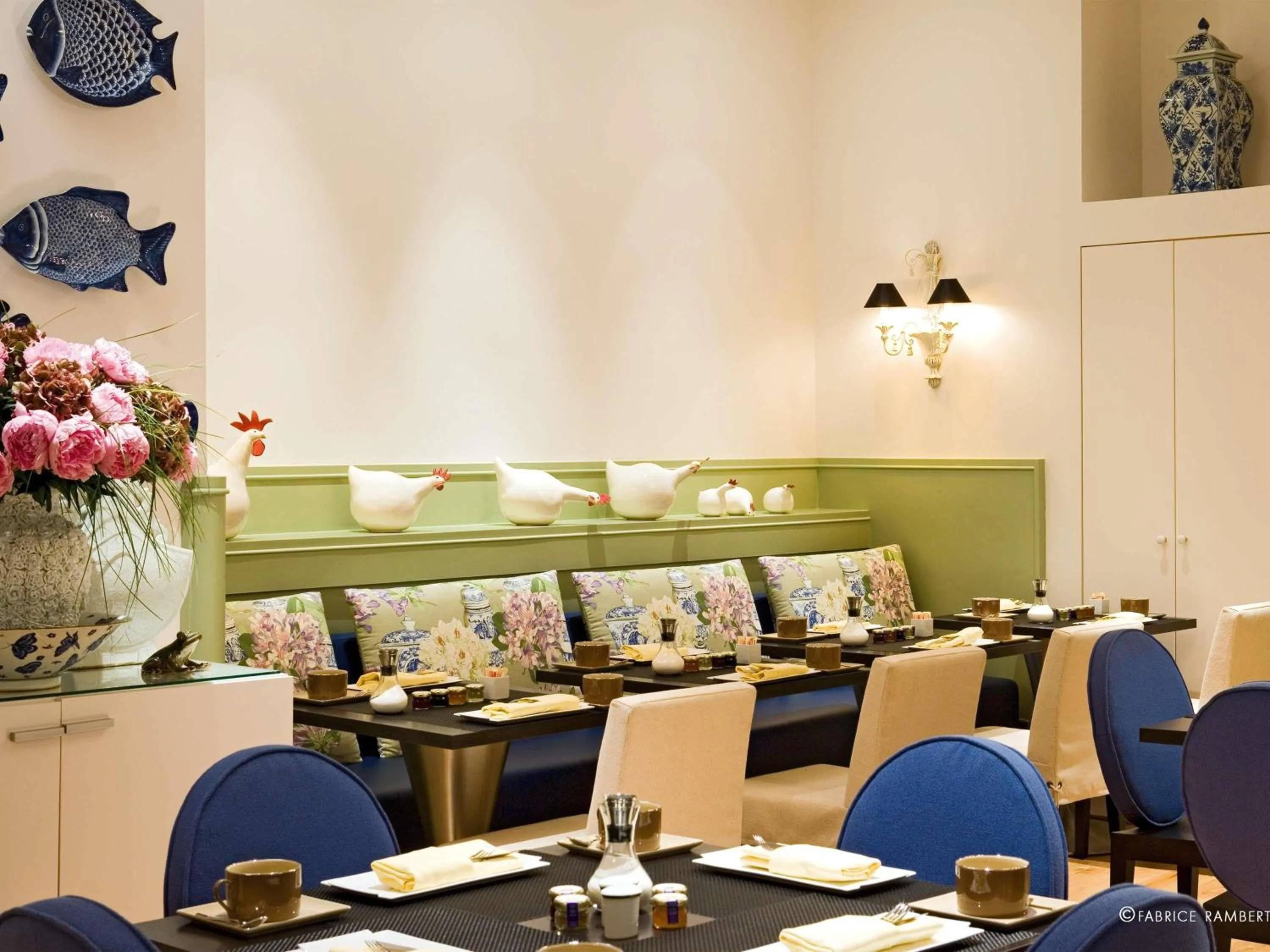 Restaurant/places to eat in Le Royal Hotel Lyon - MGallery Collection