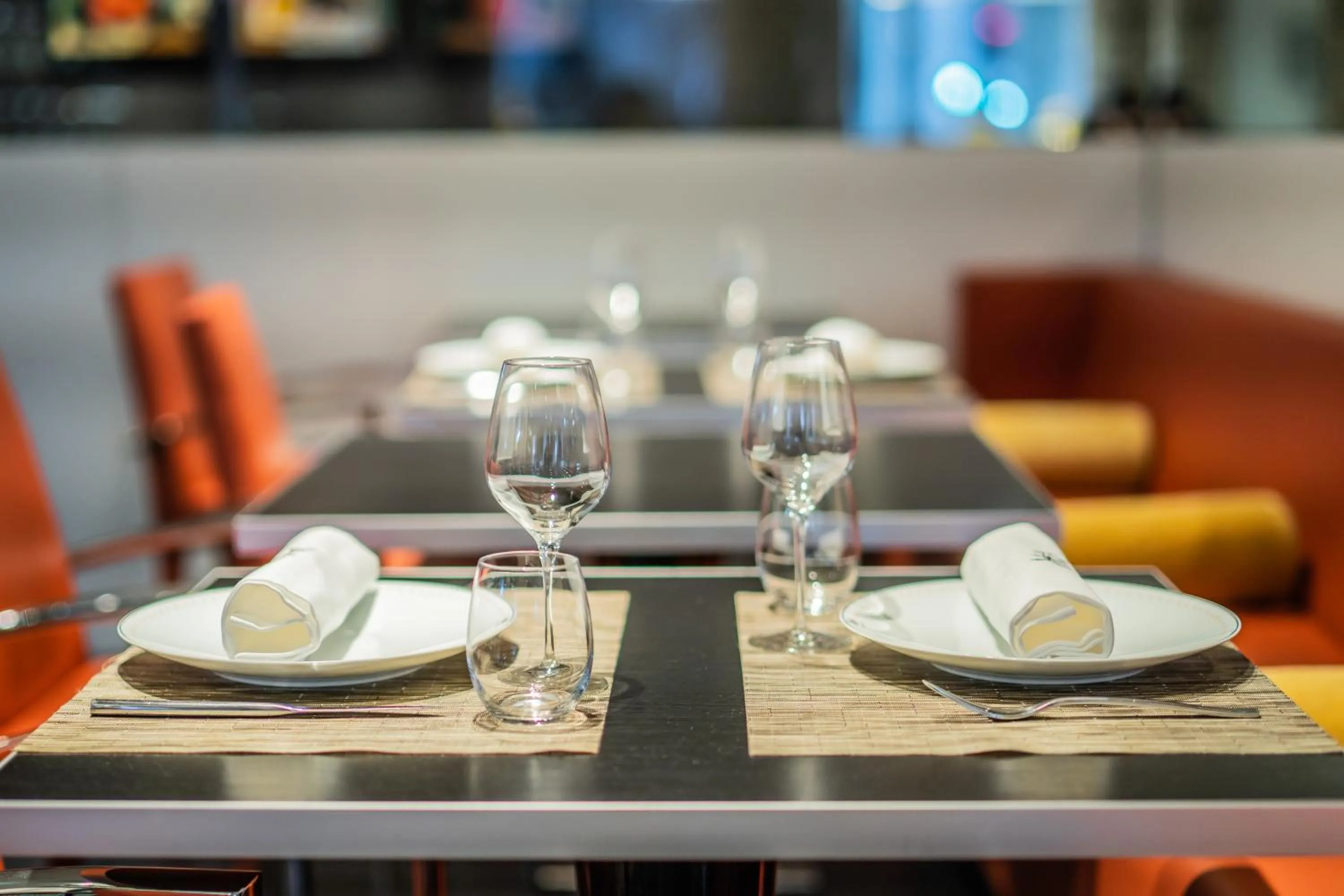 Restaurant/places to eat in Le Royal Hotel Lyon - MGallery Collection