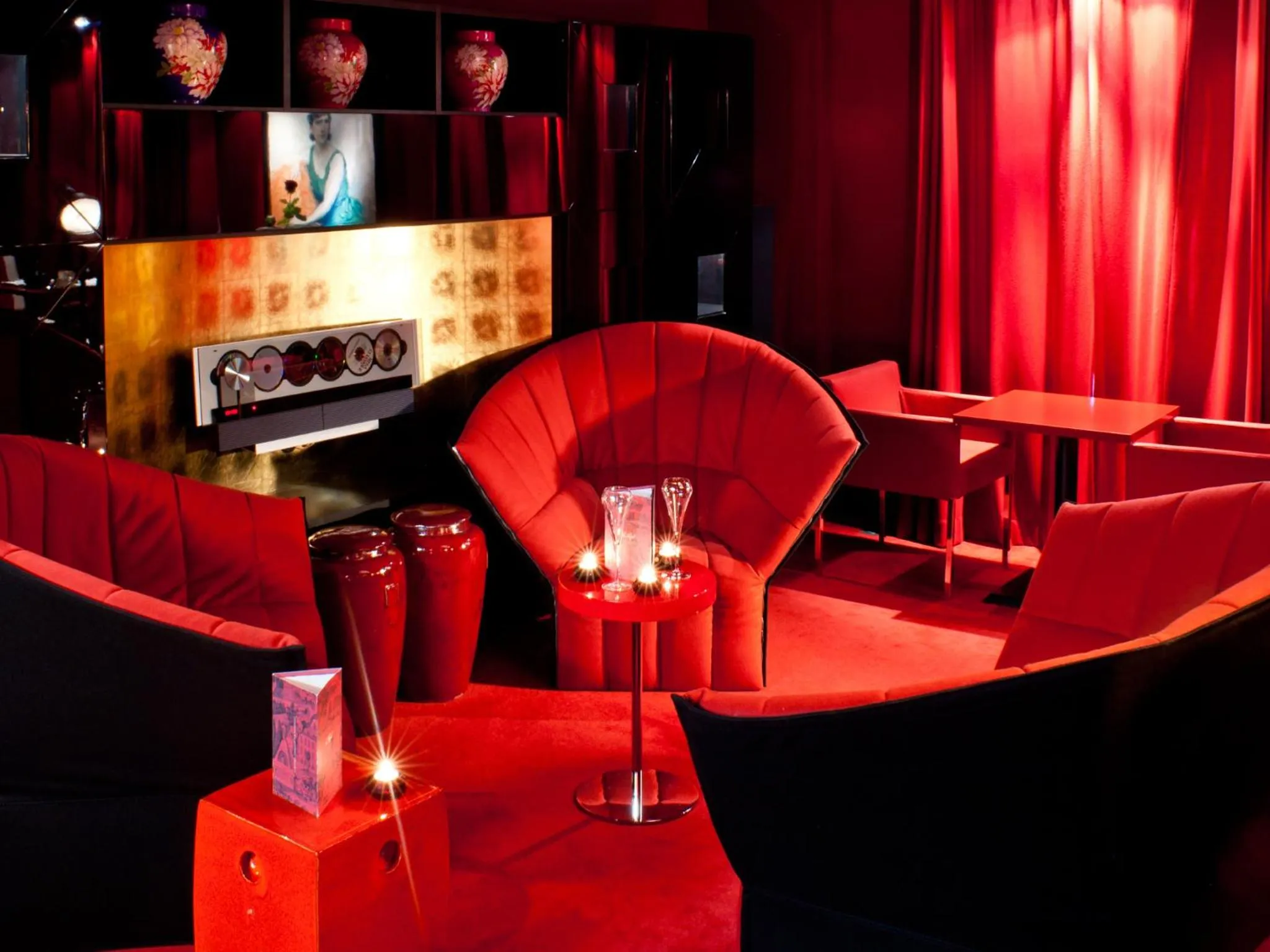 Lounge or bar in Le Royal Hotel Lyon - MGallery Collection
