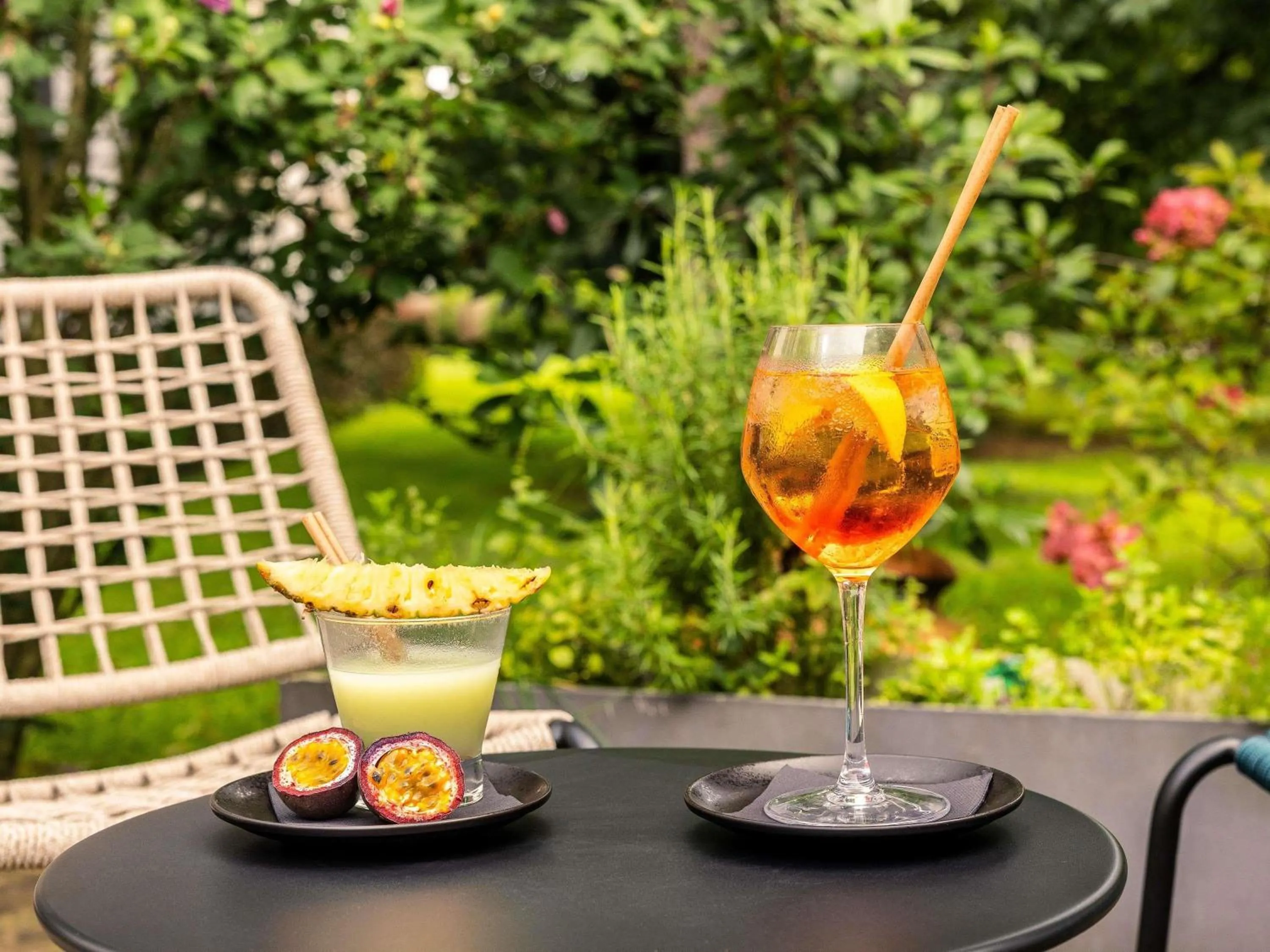 Lounge or bar in Mercure Strasbourg Aéroport