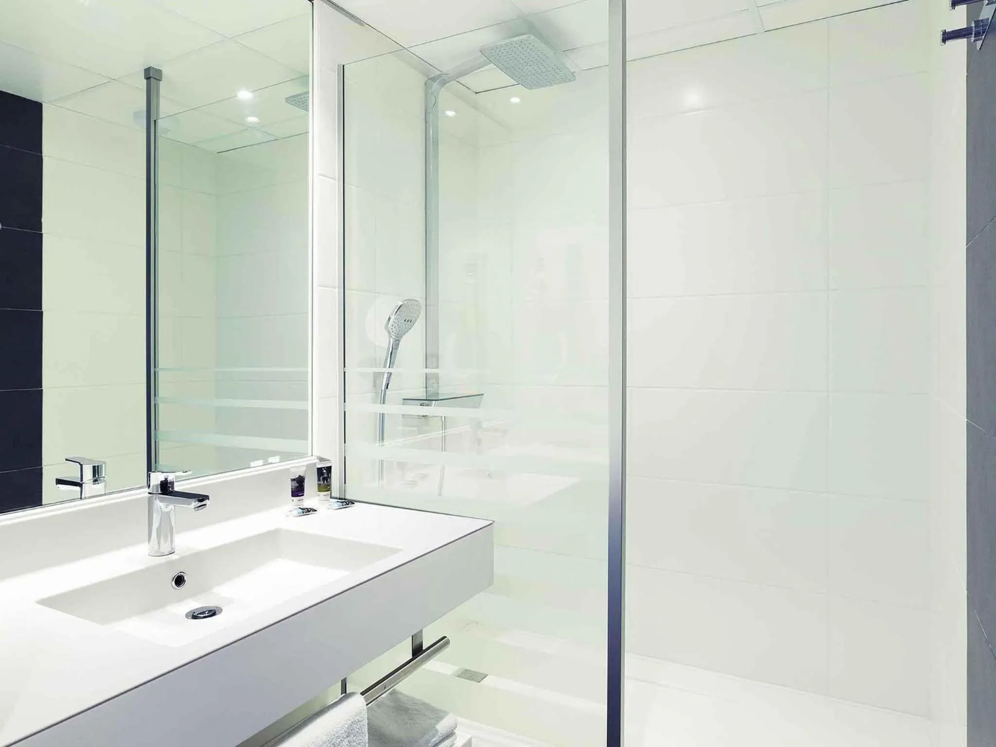 Bedroom in Mercure Strasbourg Aéroport