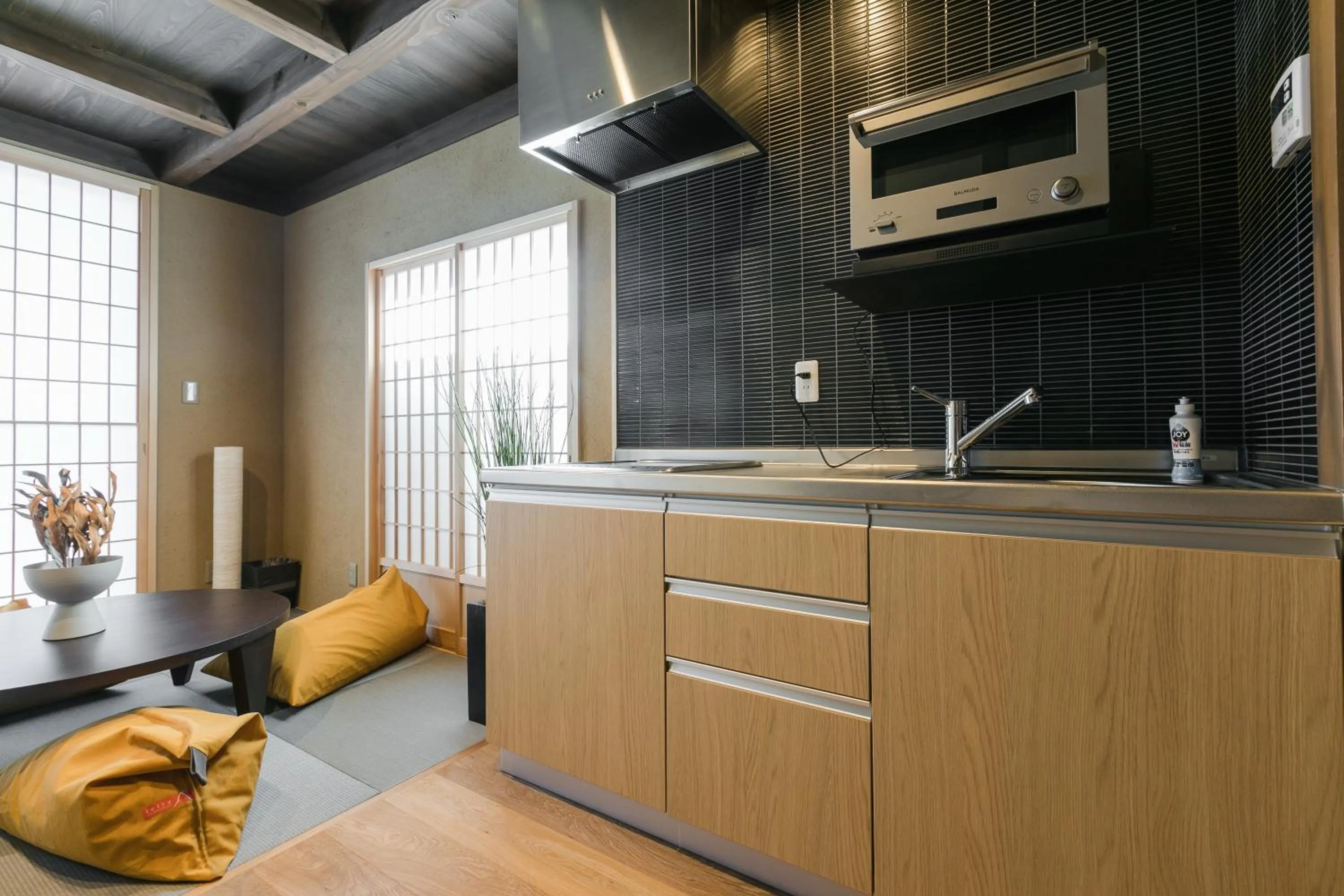 Kitchen or kitchenette in No.8 Kyoto