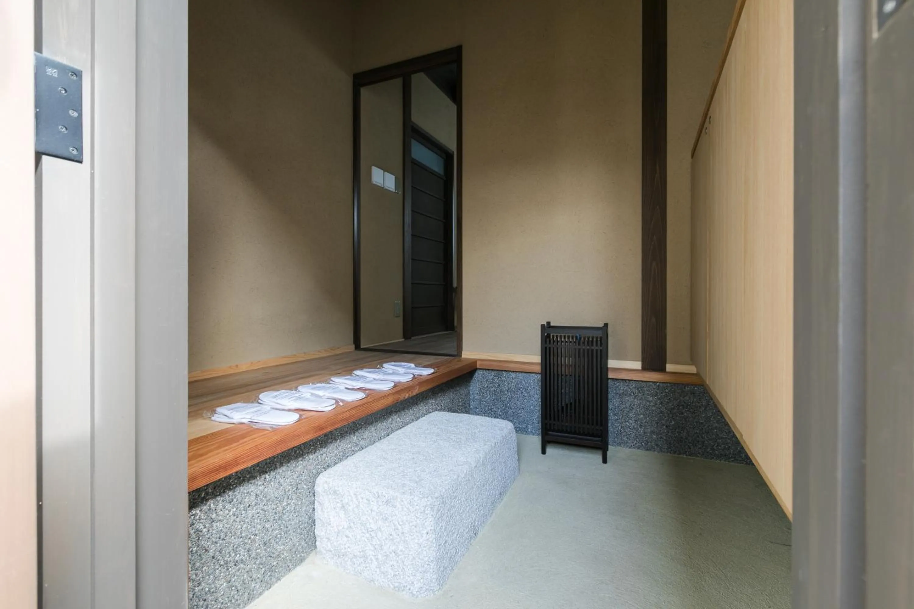 Photo of the whole room, Bed in No.8 Kyoto